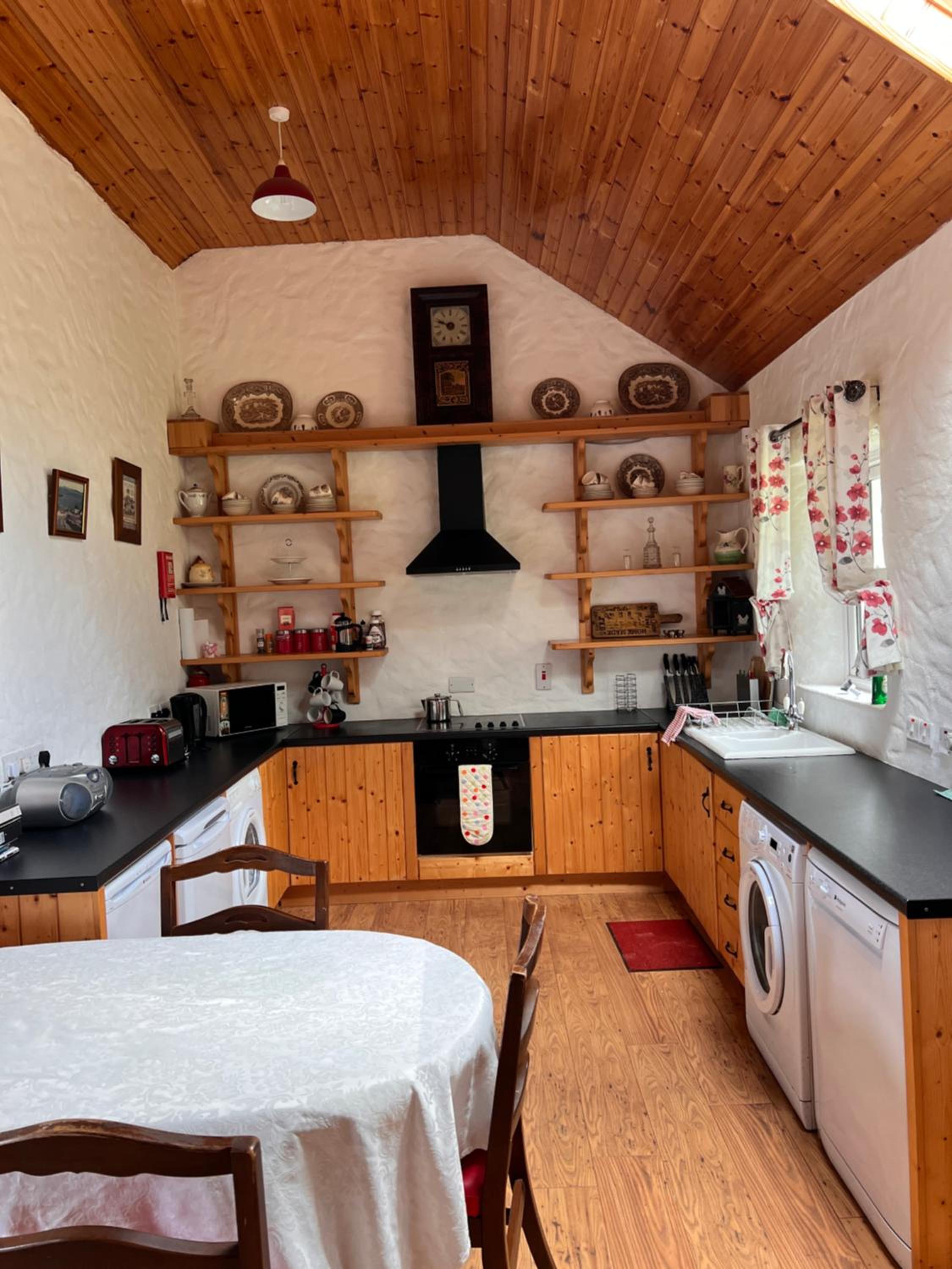 Mia's Self Catering Holiday Cottage Donegal - Property Image 17