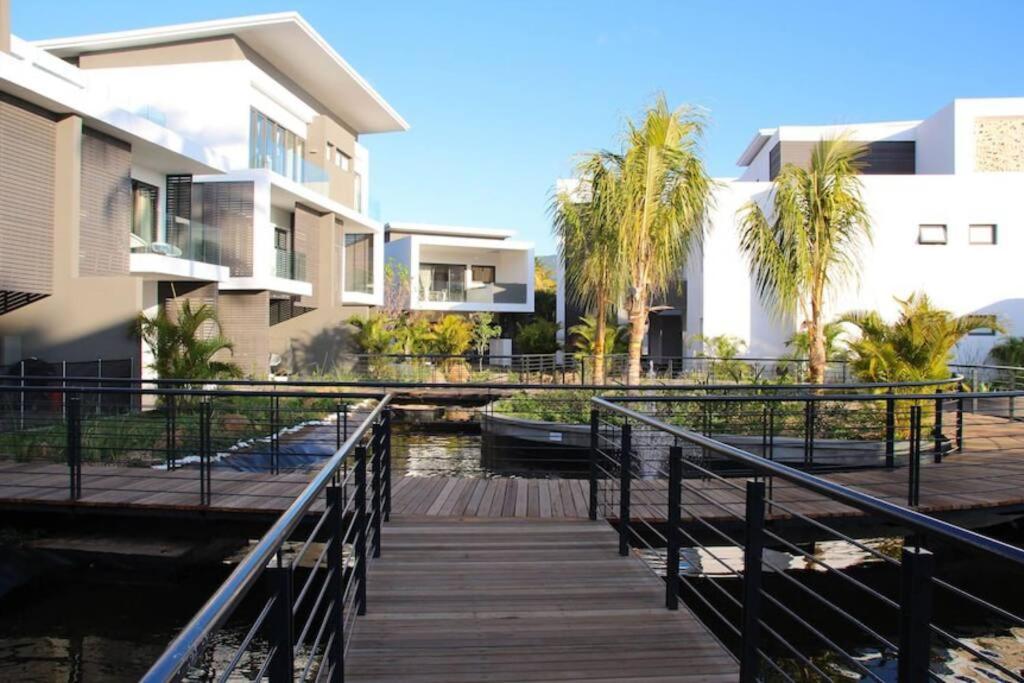 Latitude Luxury Seafront Suite