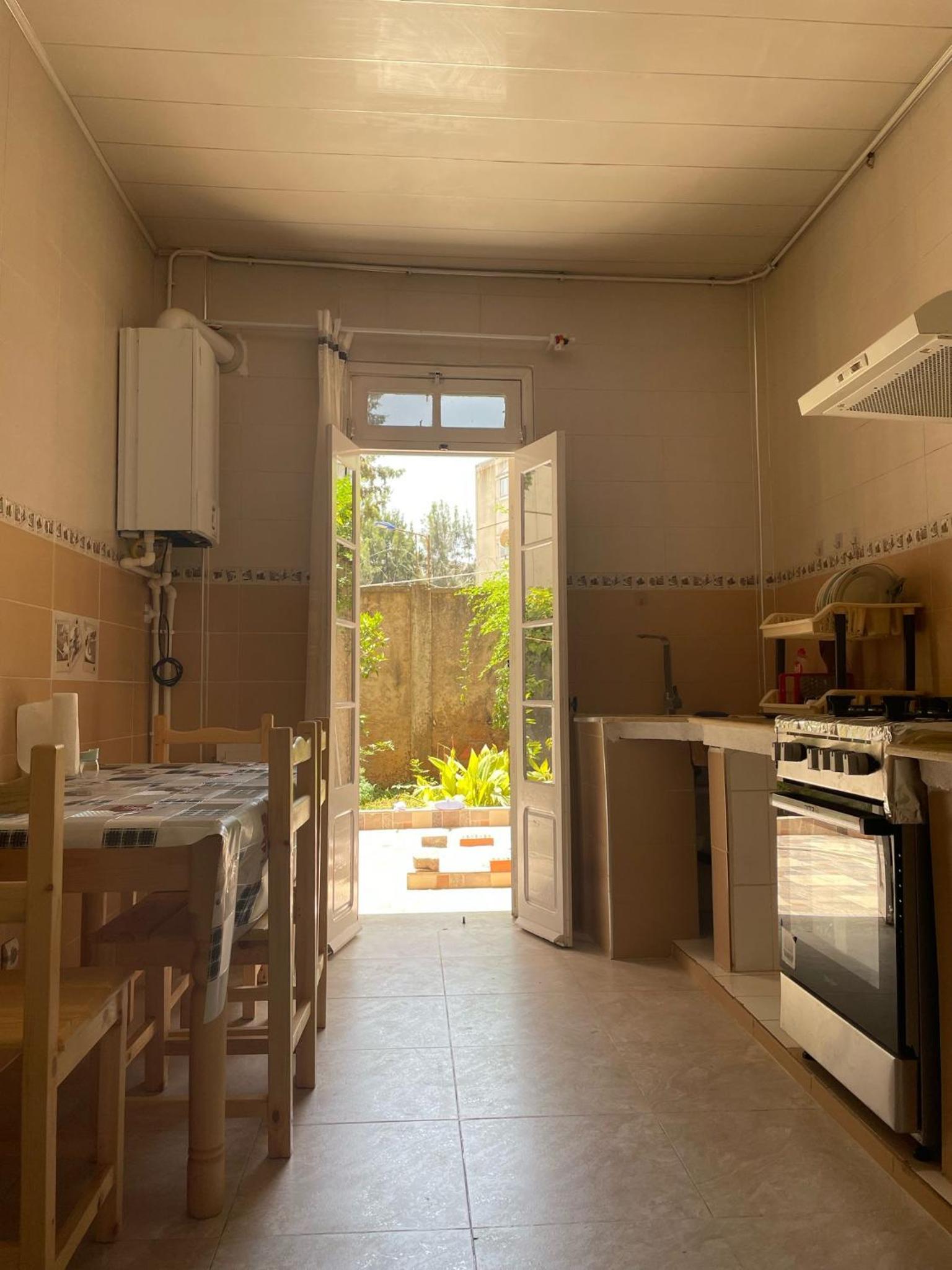 Yassine's home