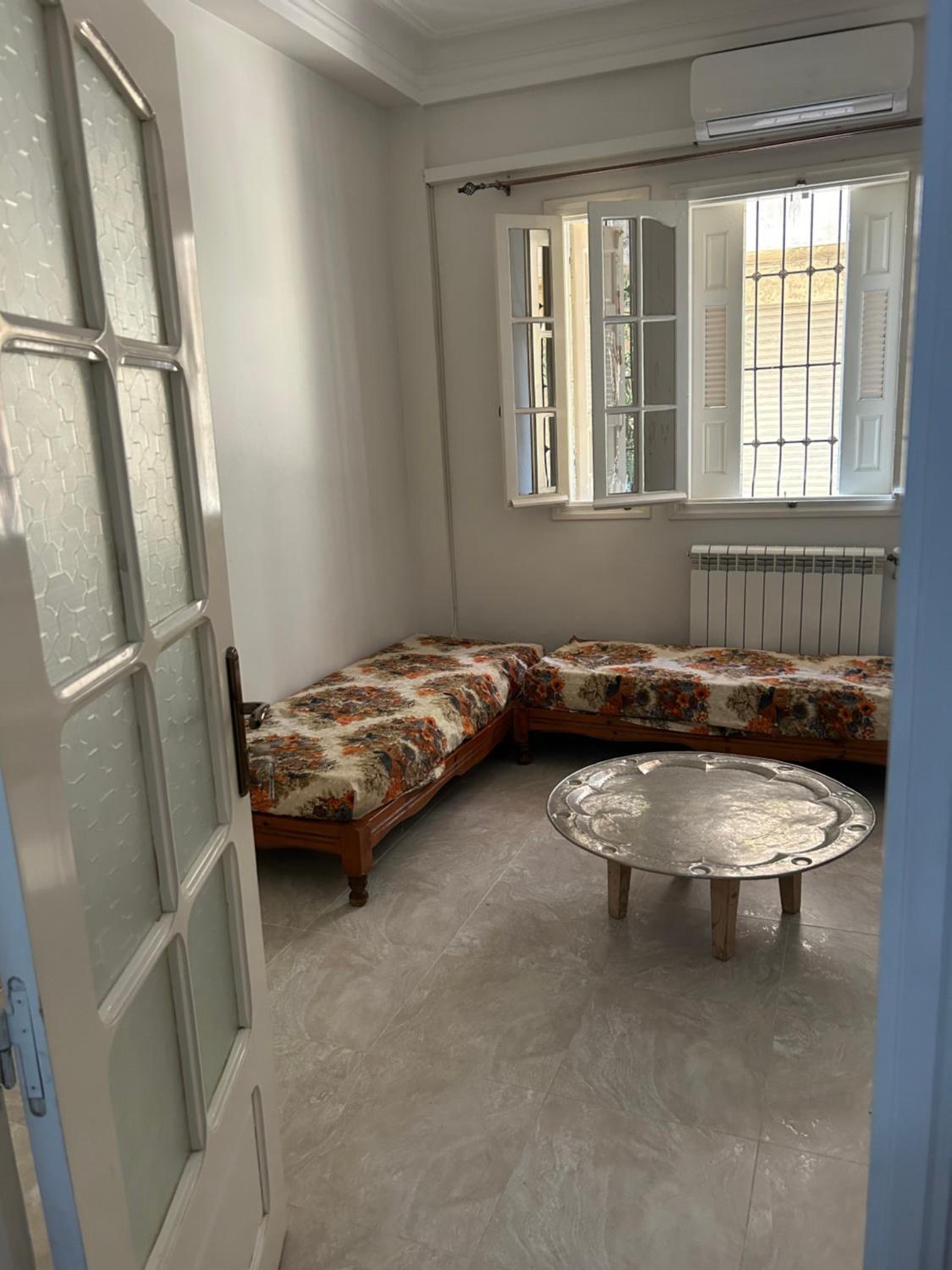 Yassine's home