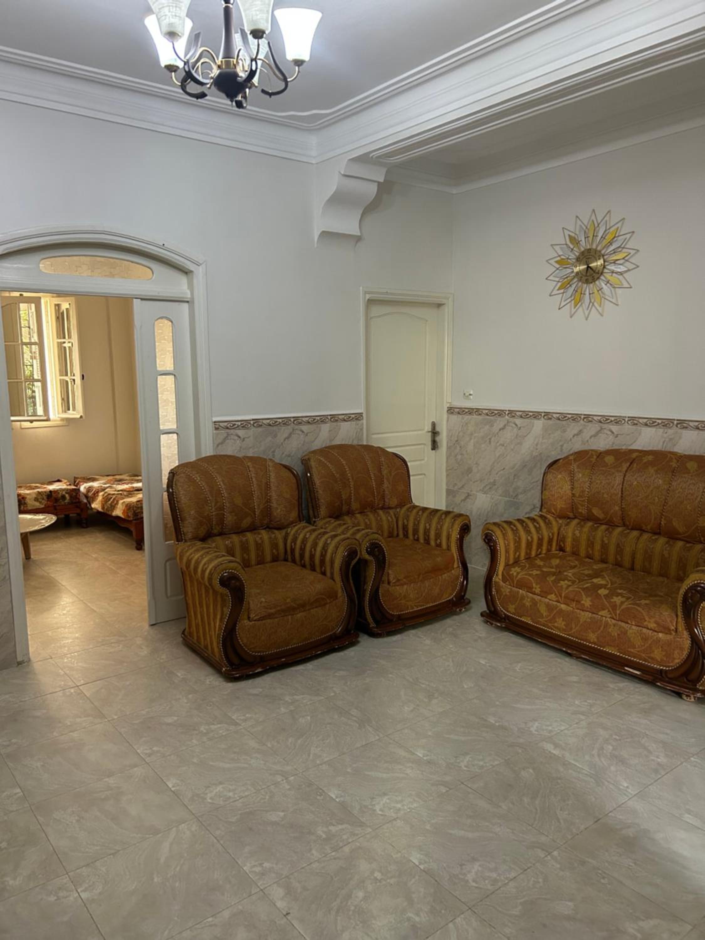 Yassine's home