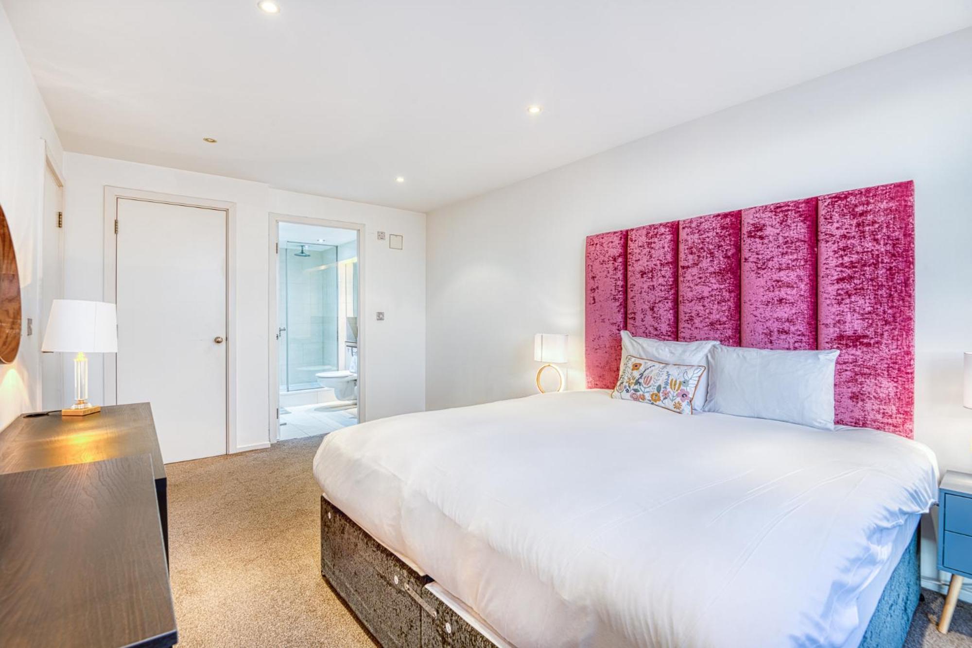 Austin David Apartments ExCeL