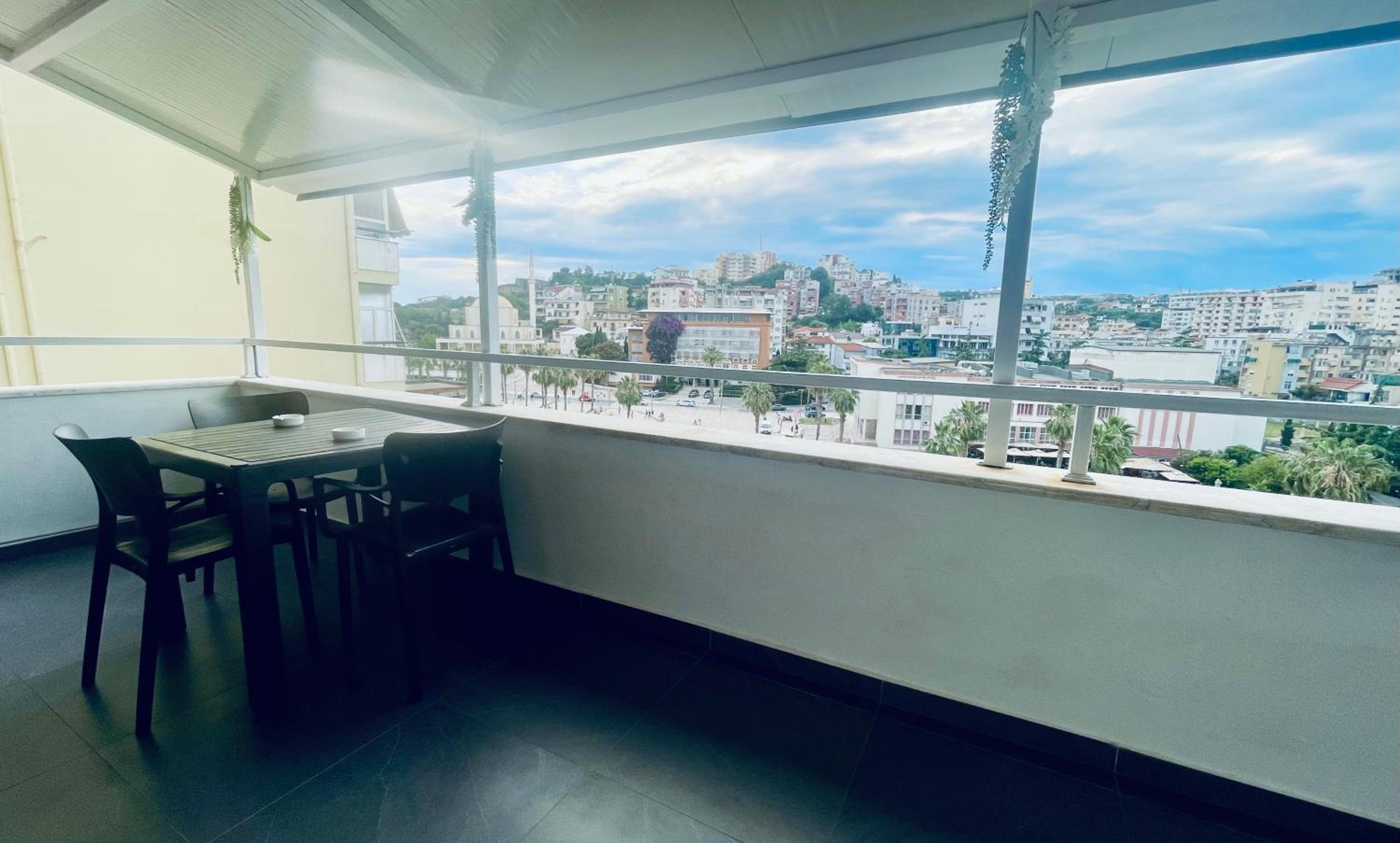 City Center Apartment with Balcony