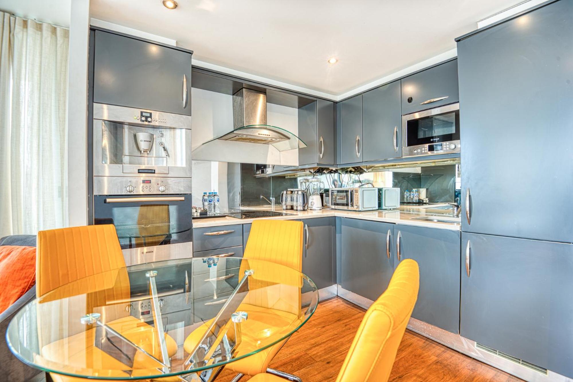 Austin David Apartments ExCeL