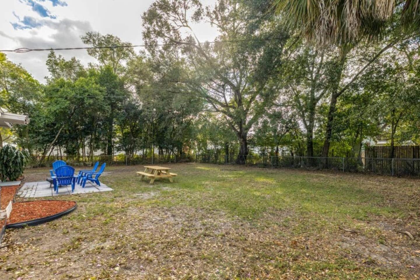 Magical 3BR Orlando Getaway Kitchen Near Parks