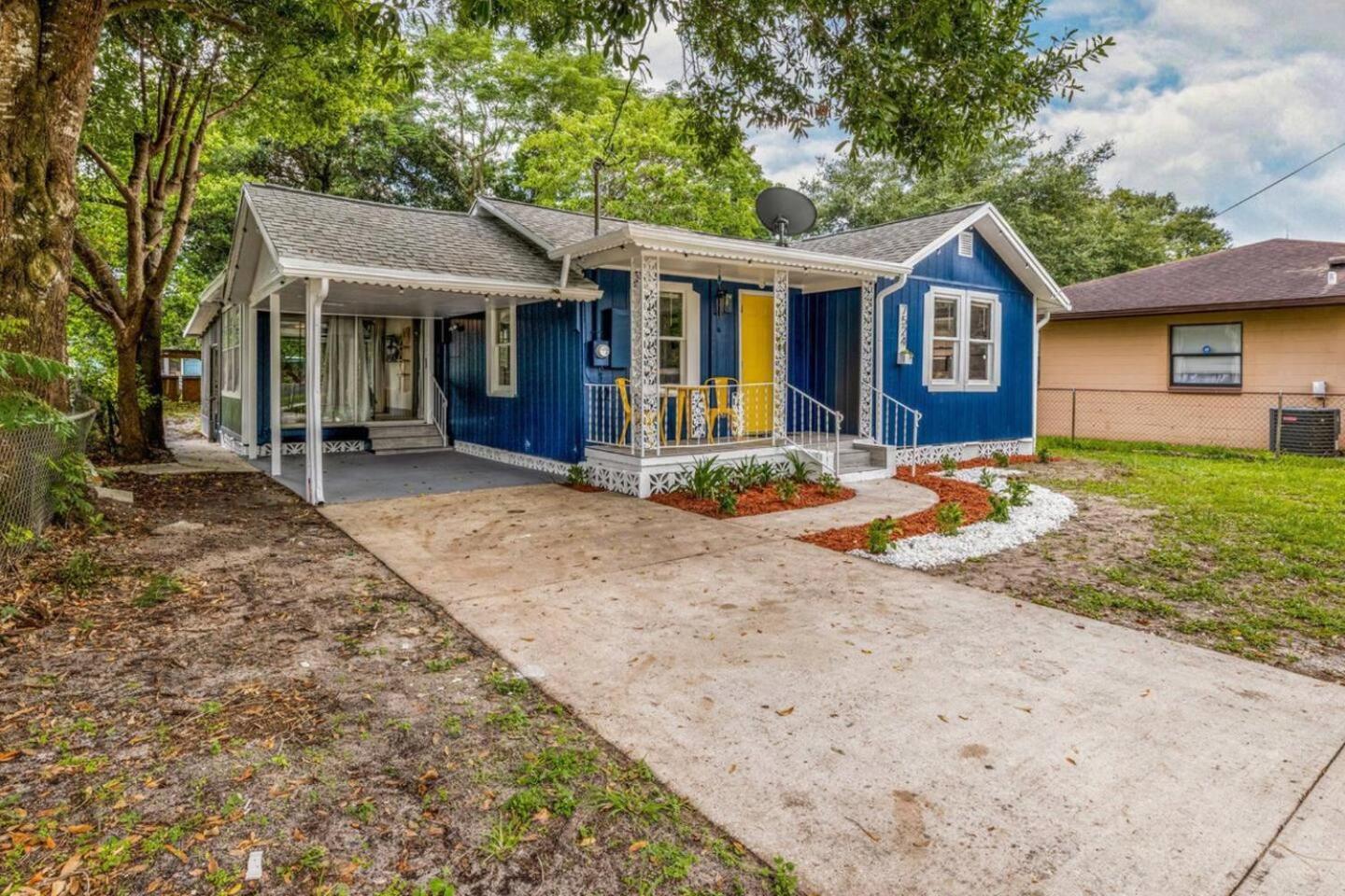 The Sunflower Bungalow