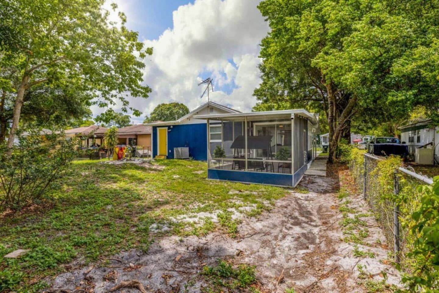 The Sunflower Bungalow