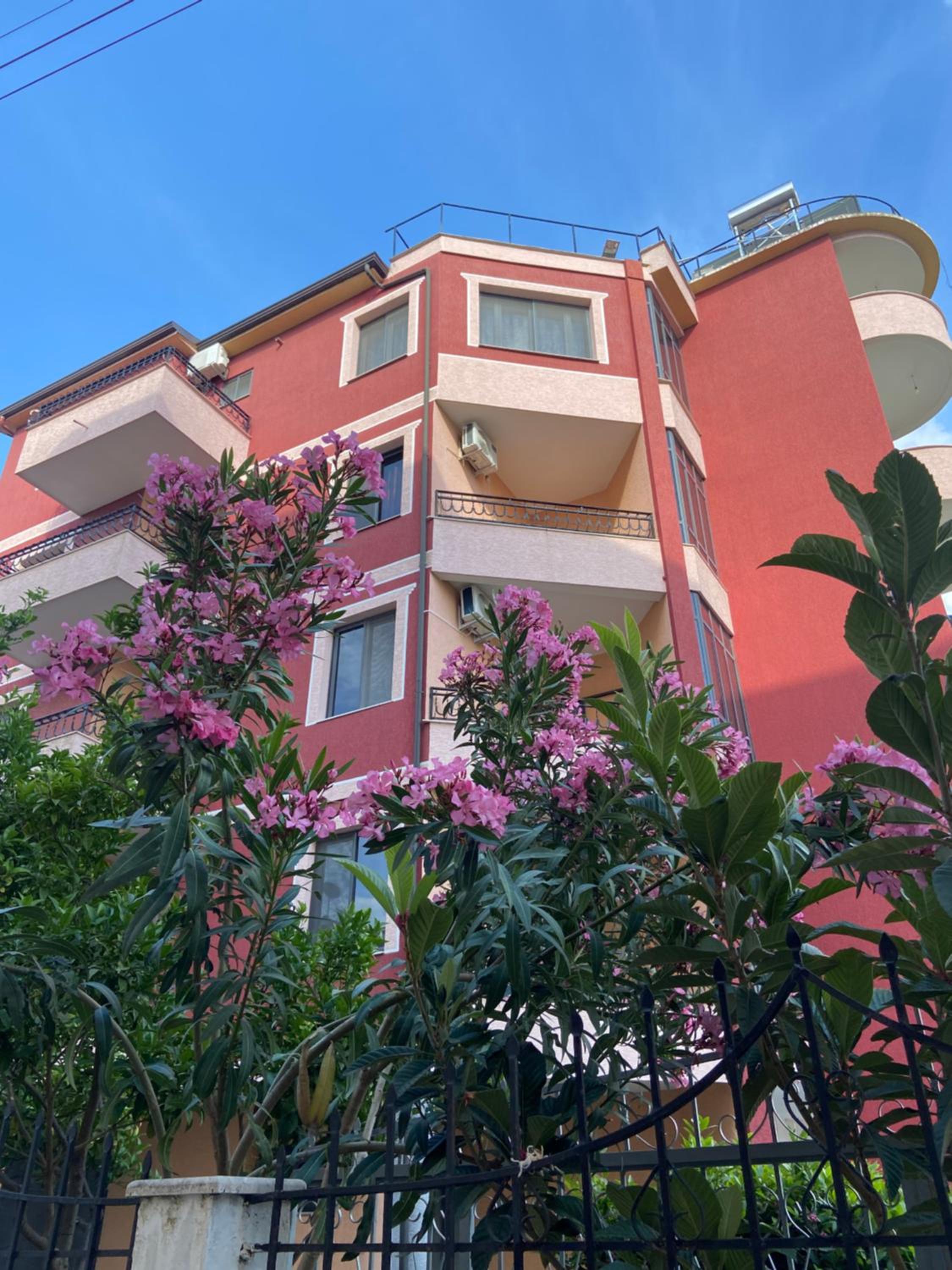 Villa ReyAn Durrës
