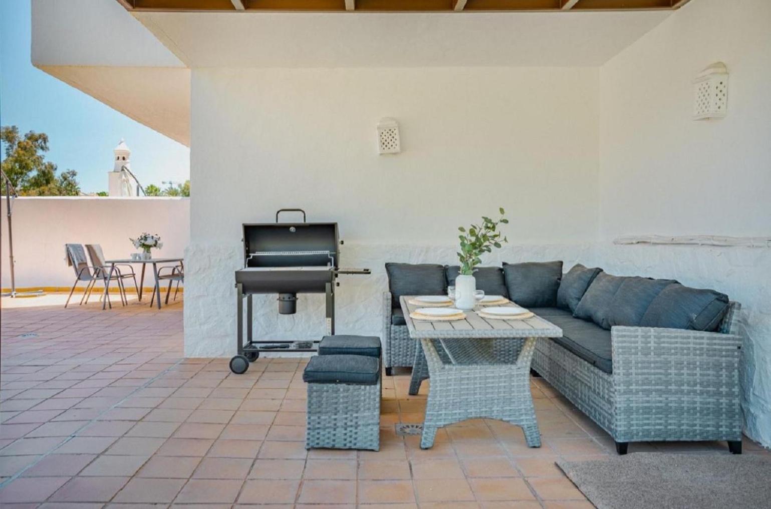 36 Apartment with large garden, pool and padel court in Golf Hills Estepona view 2