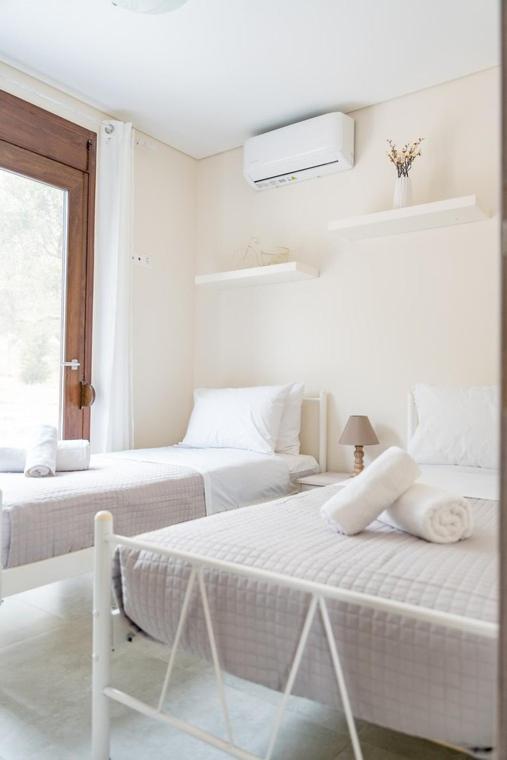 Terra Blue Suites - Dimitra view 5