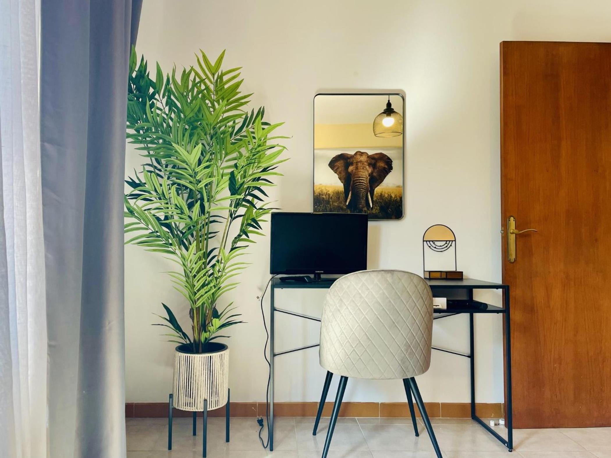 Casa Hermanos by Costabravaway