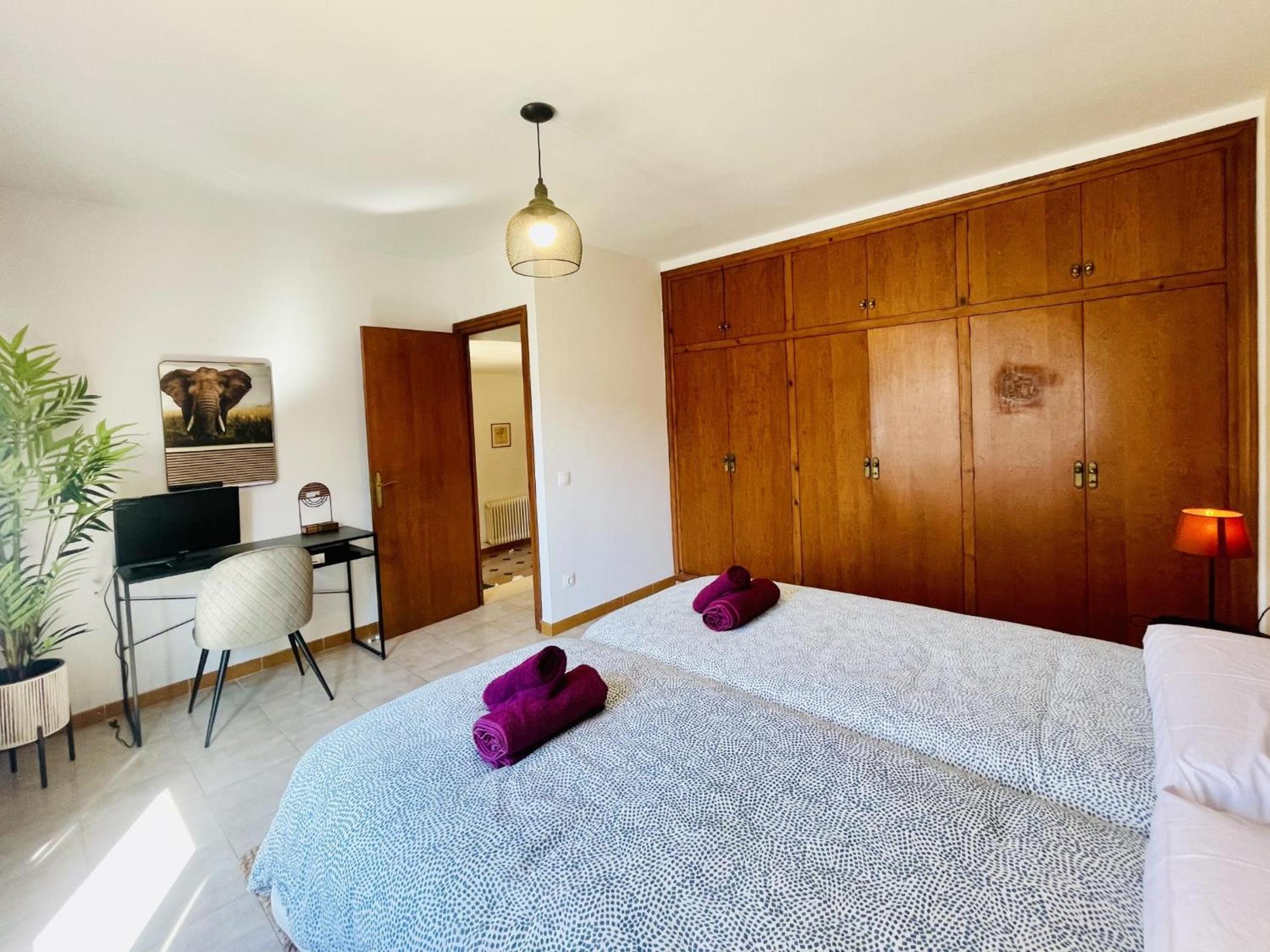 Casa Hermanos by Costabravaway