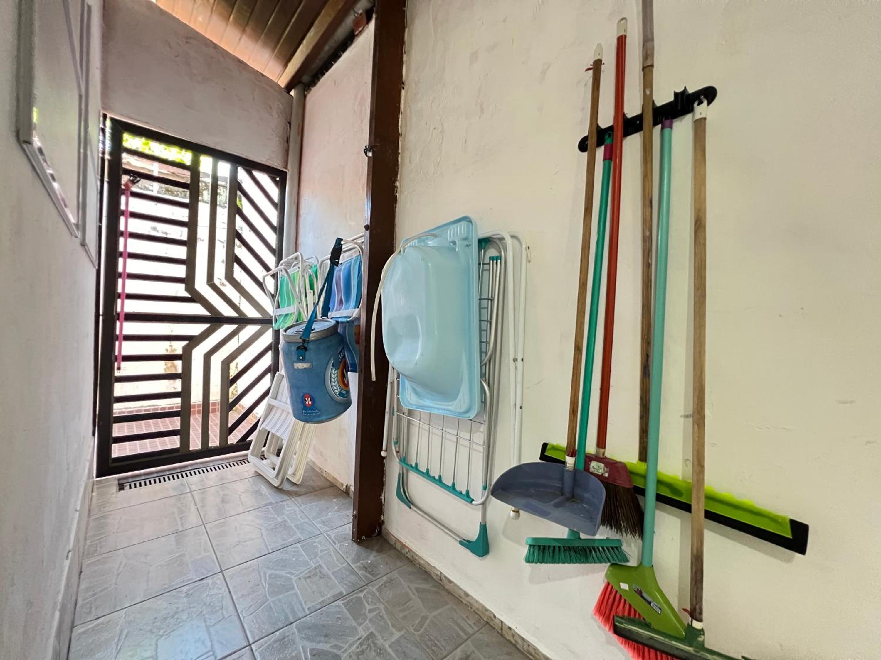 Casa terrea perfeita para familias 100 m da praia do Arpoador, com piscina, churrasqueira, ar condicionado e 4 quartos