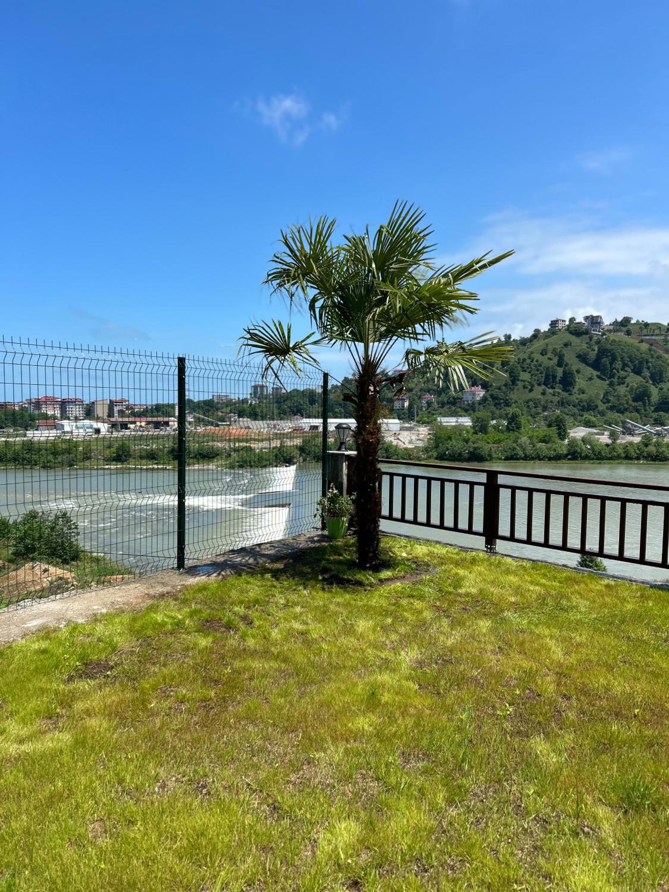 RUBADİDİ BUNGALOV