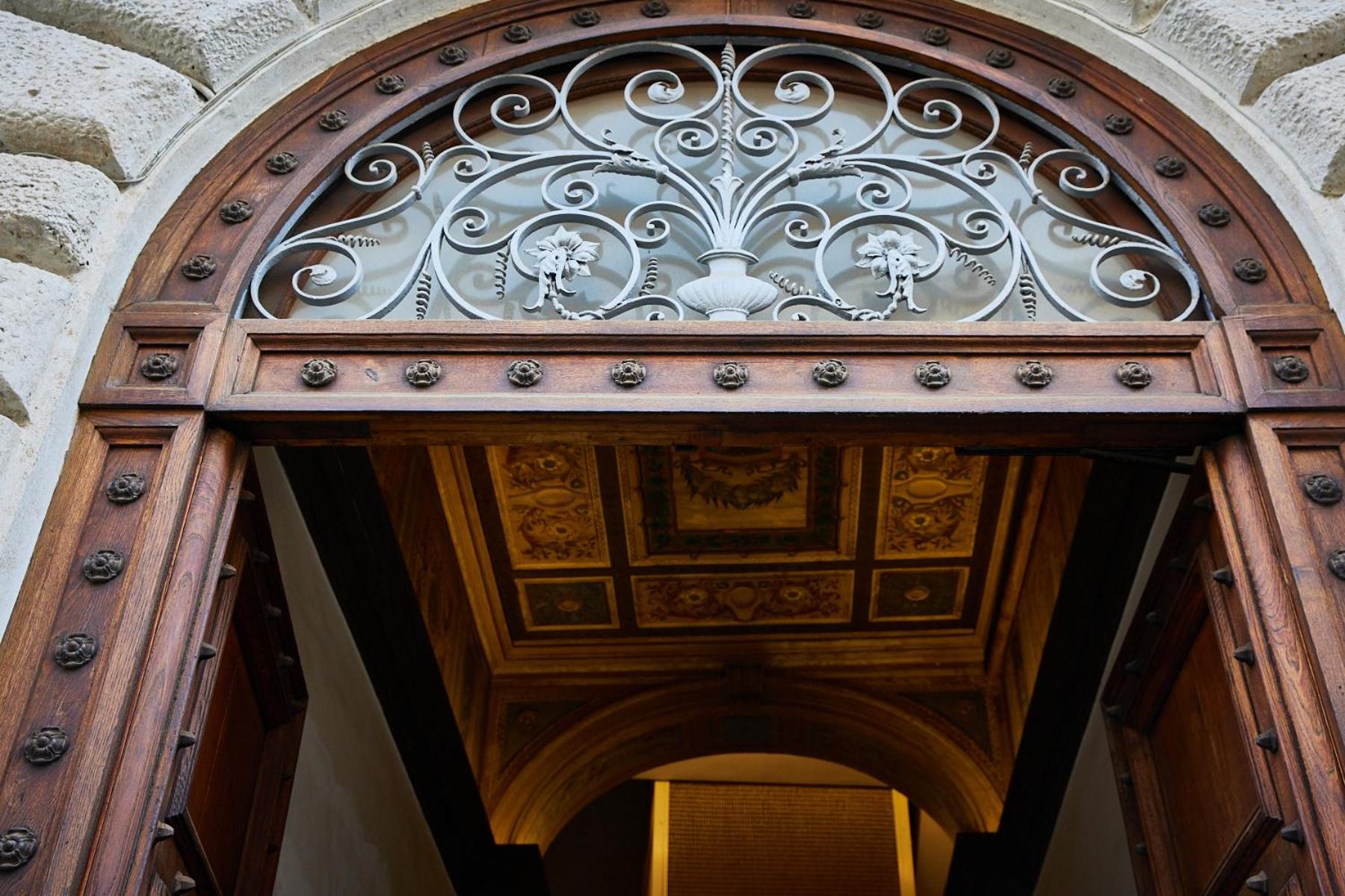 TrastevereHome - Elegant Apartment Near Navona Square