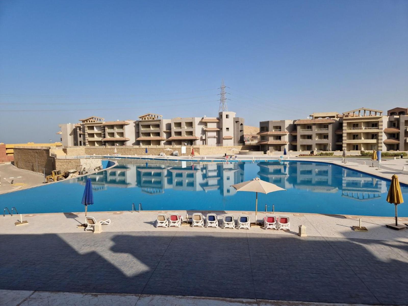 Ain Sokhna Vacations - Chalet Porto Sokhna Golf Resort - Property Image 5