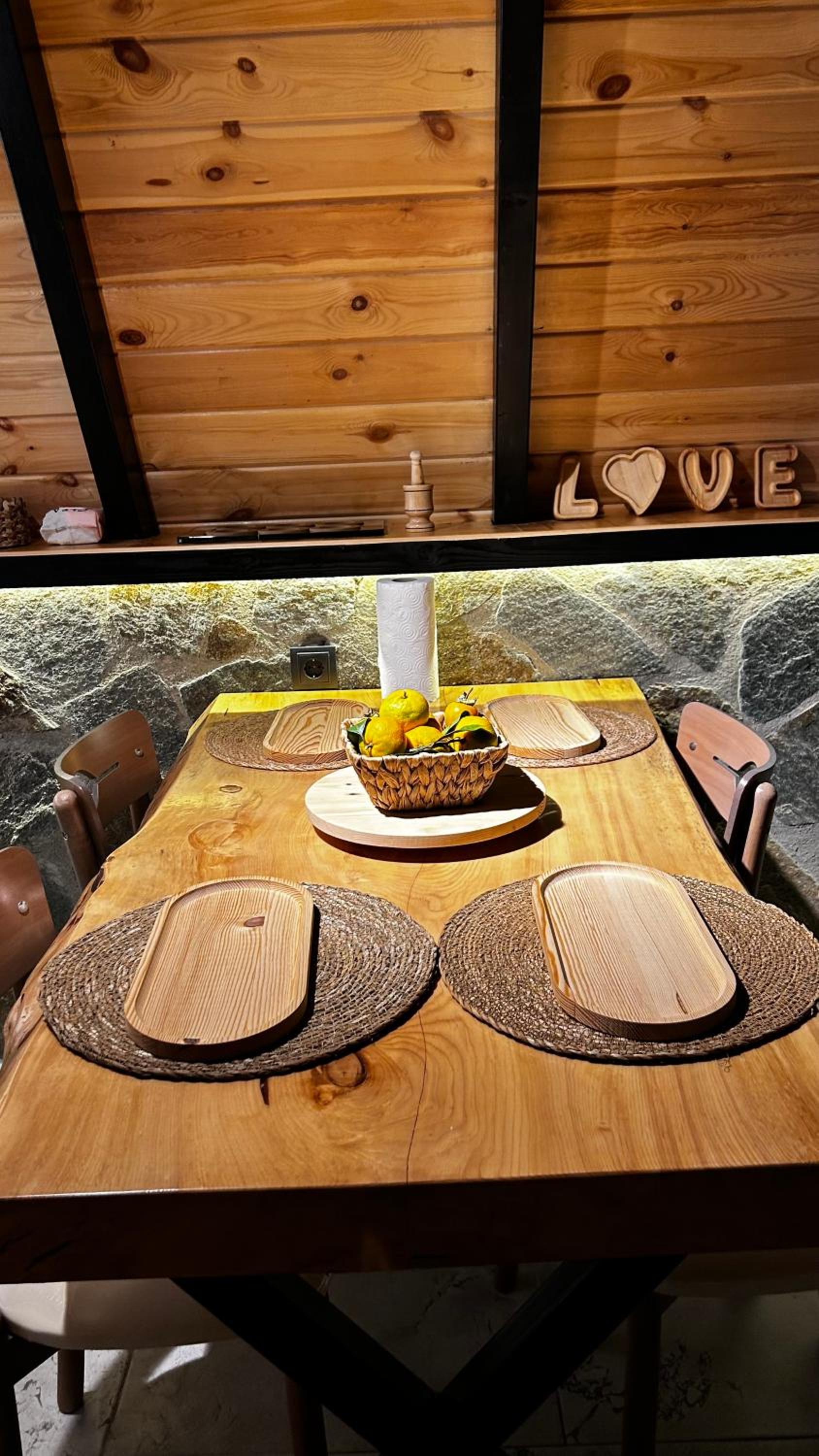 RUBADİDİ BUNGALOV