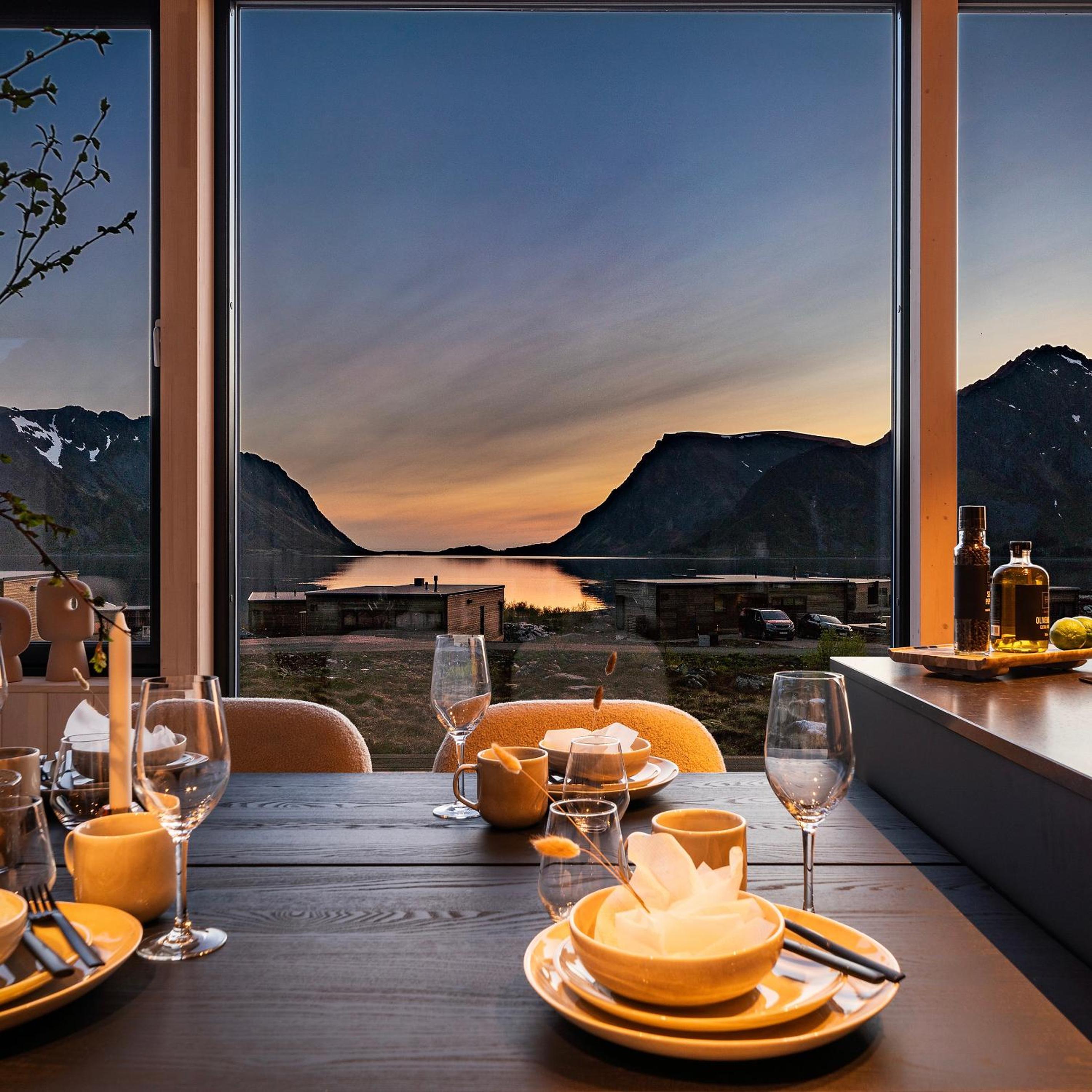Hotel NEW! Spectacular cabin in Lofoten - Image 1
