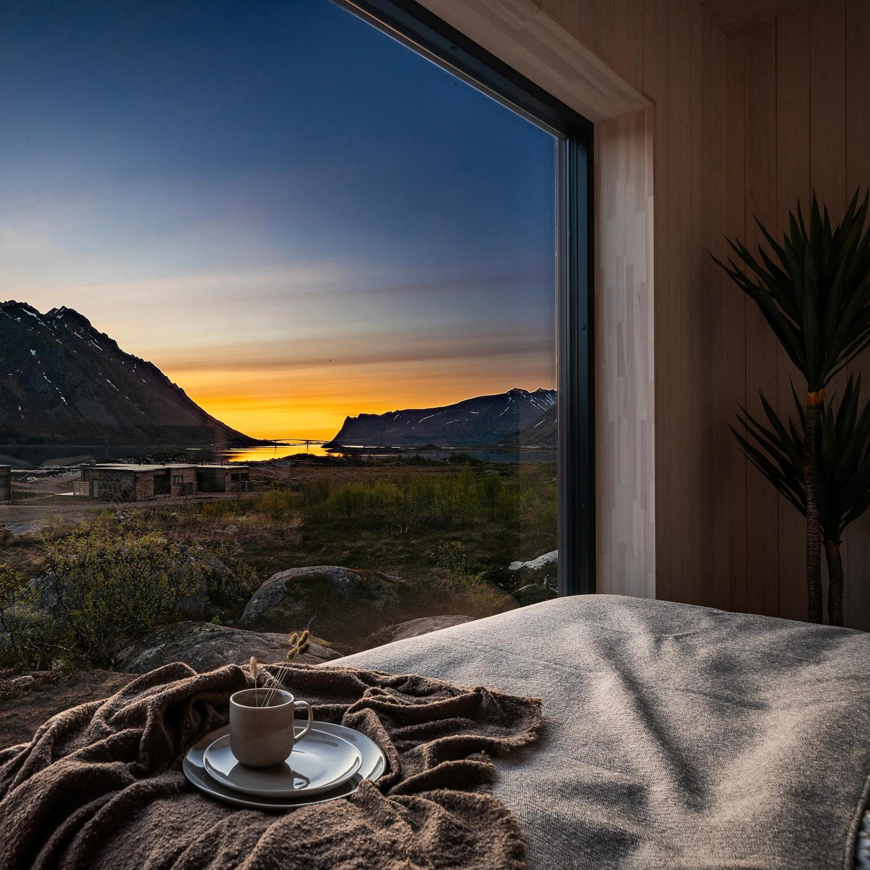 NEW! Spectacular cabin in Lofoten view 3