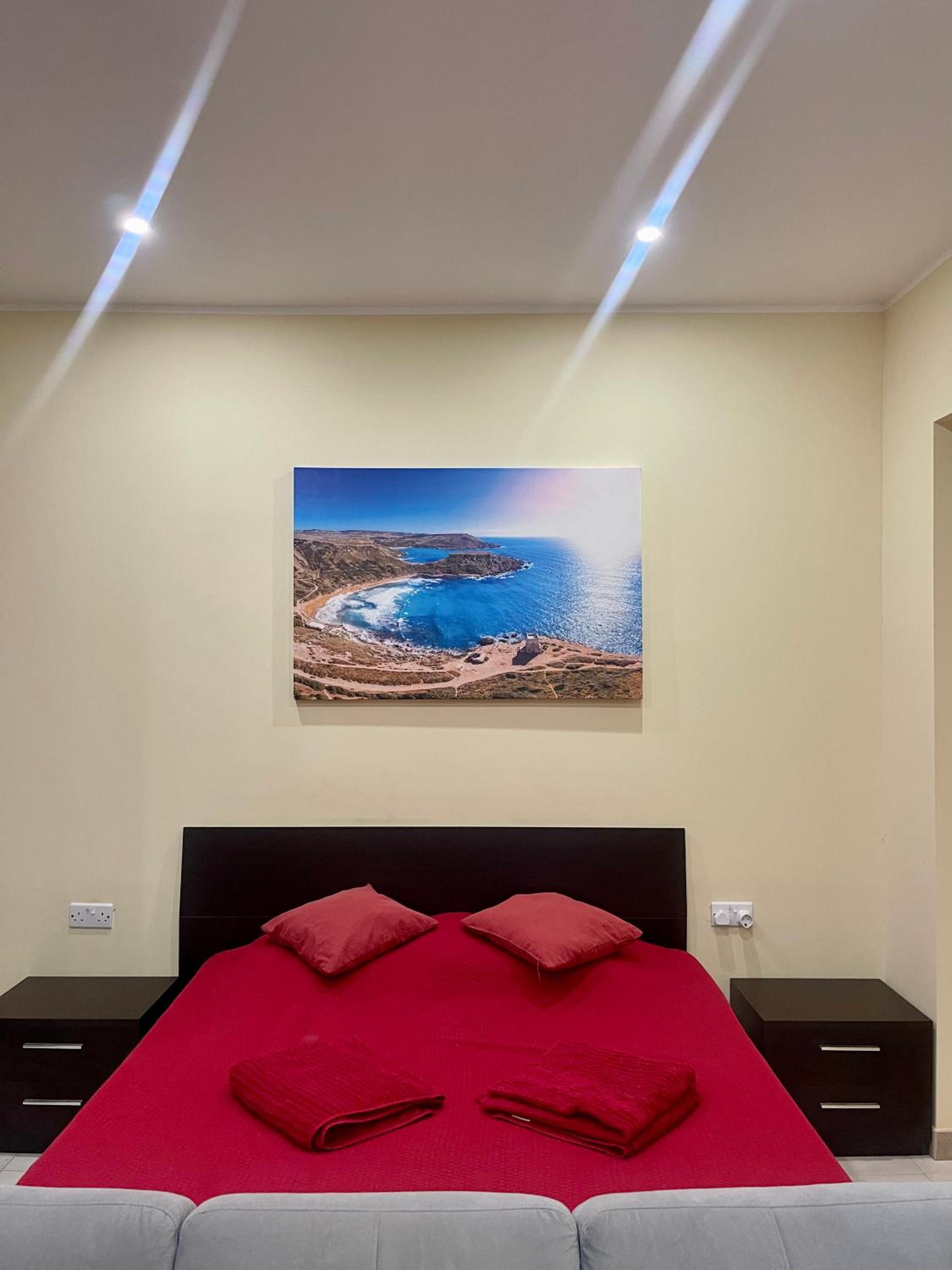 Cozy One bedroom apartment view 2