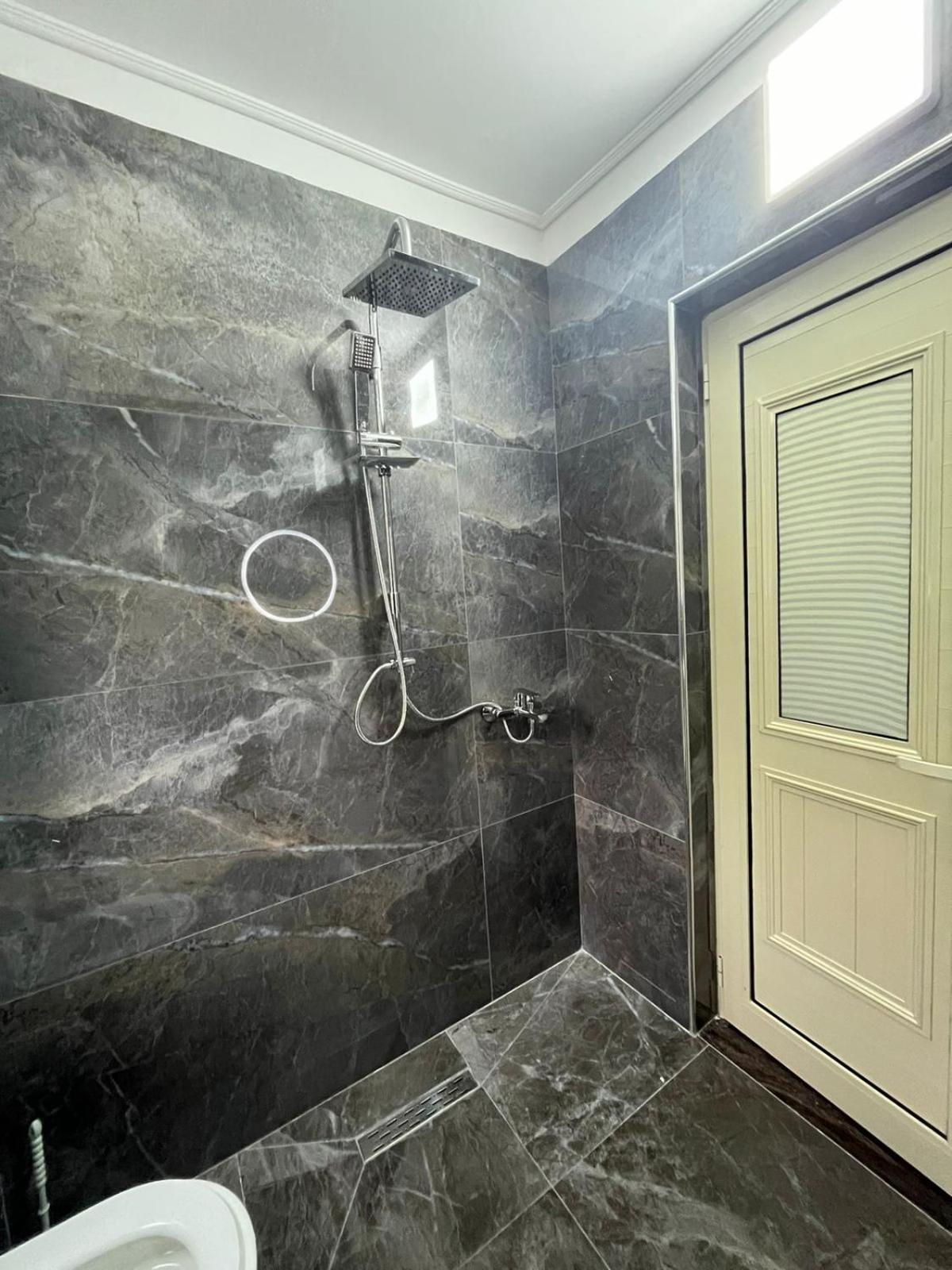 Apartament Qetesia