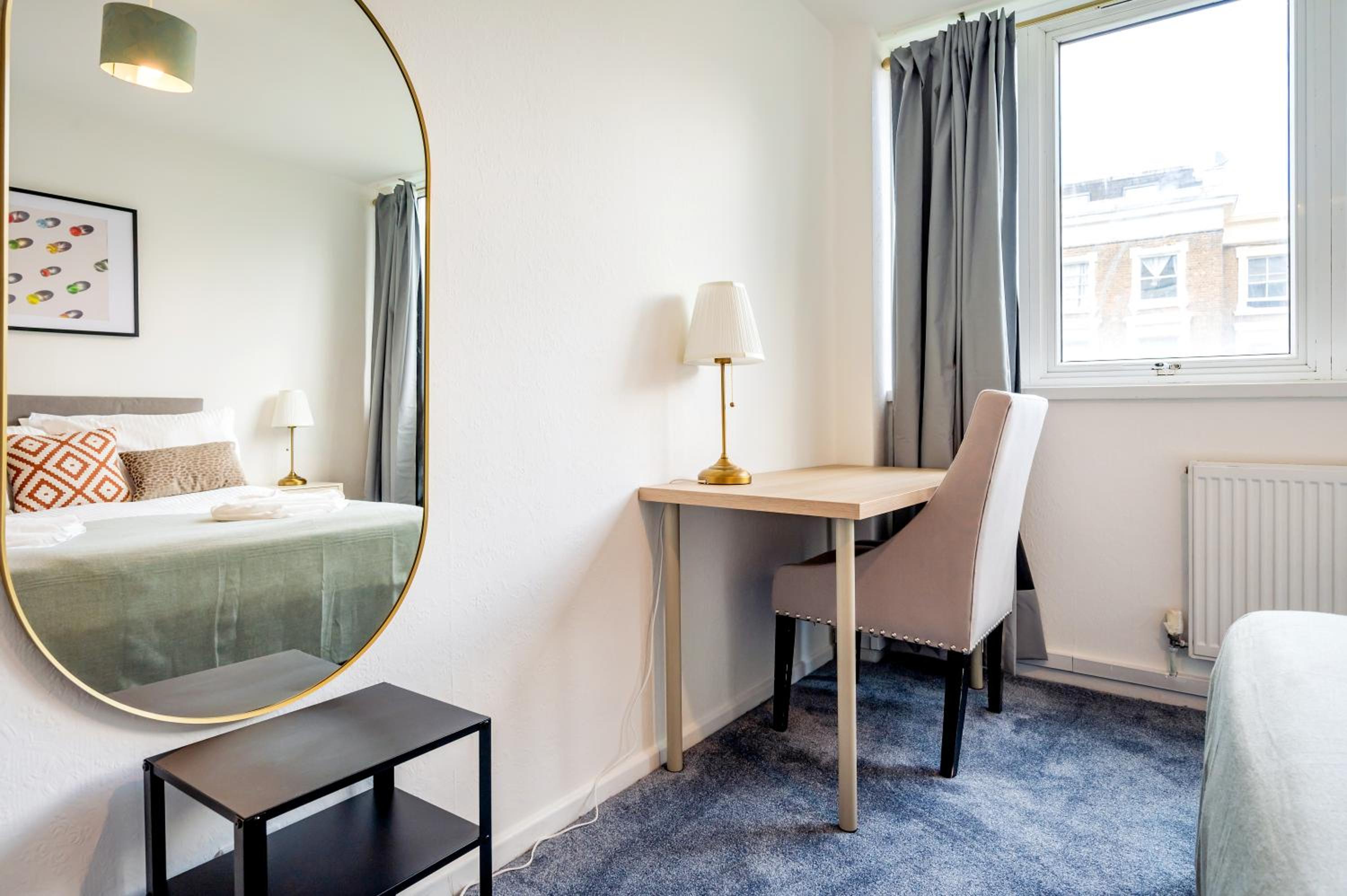 Nice 3 Bed Flat near Paddington