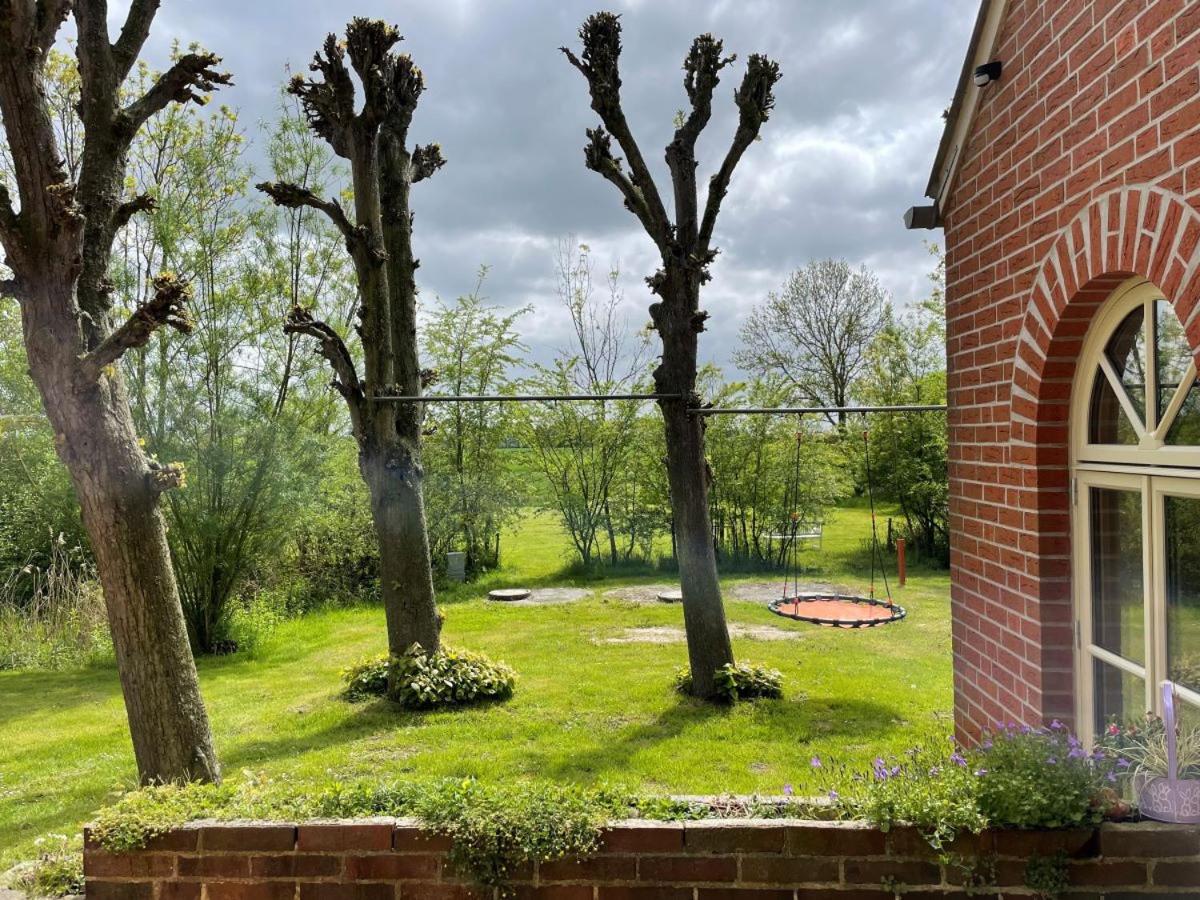 Achterkoeken auf dem Gulfhof mit Terrasse, Garten, Kaminofen