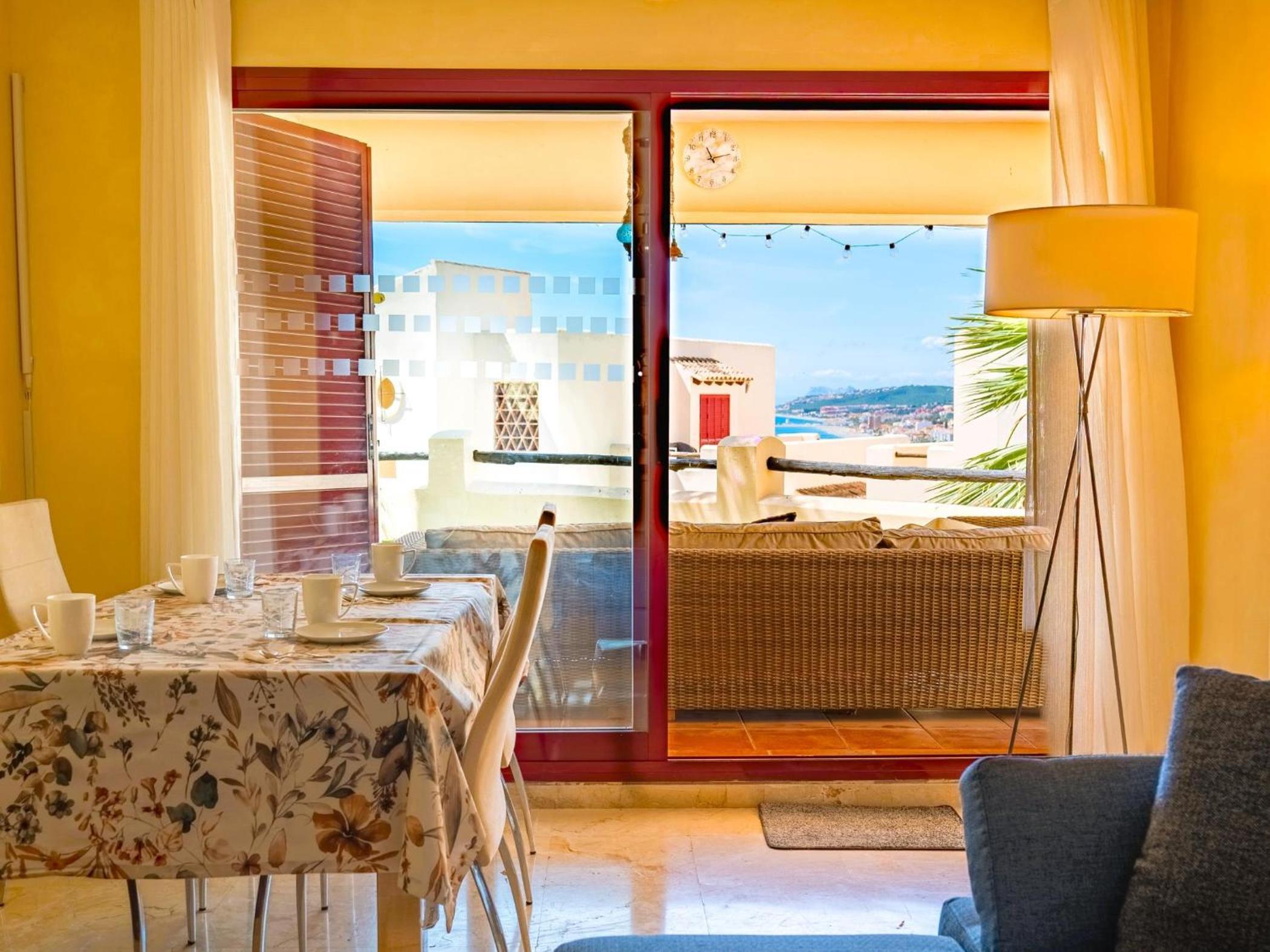 Suitur vista Bahía apartment with jucuzzi barbacue