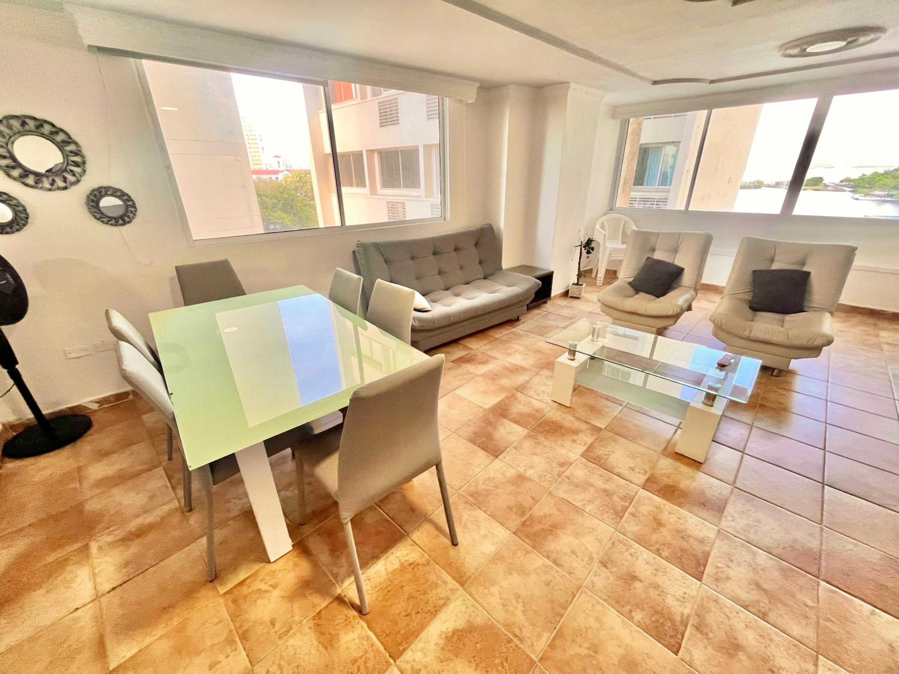 Excelentes Apartamentos Frente Al Mar