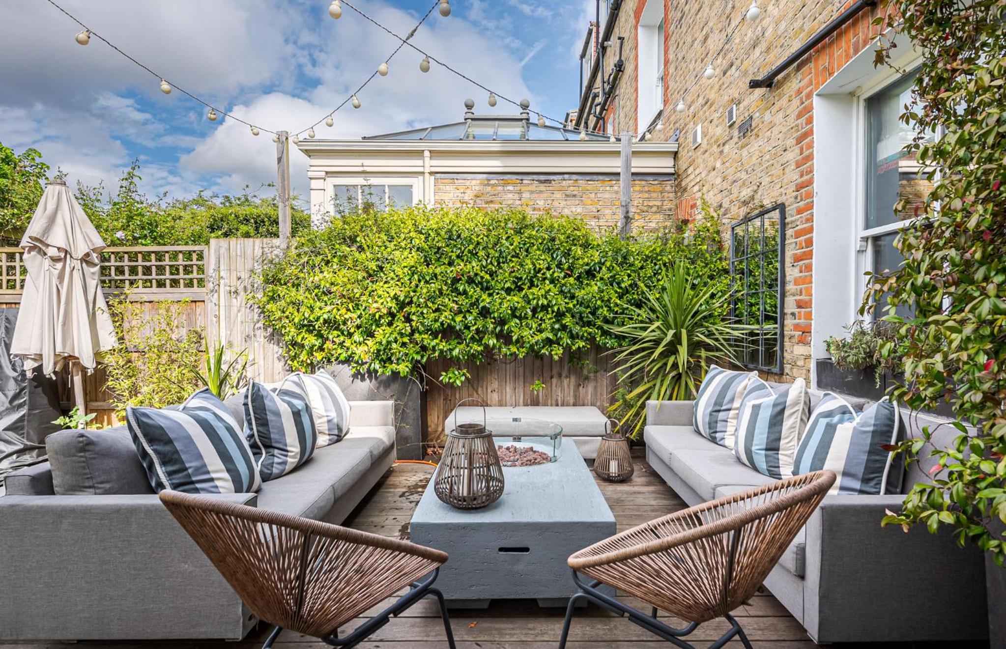 Heaver House - stunning, large, 5BR house nr tube and tooting common