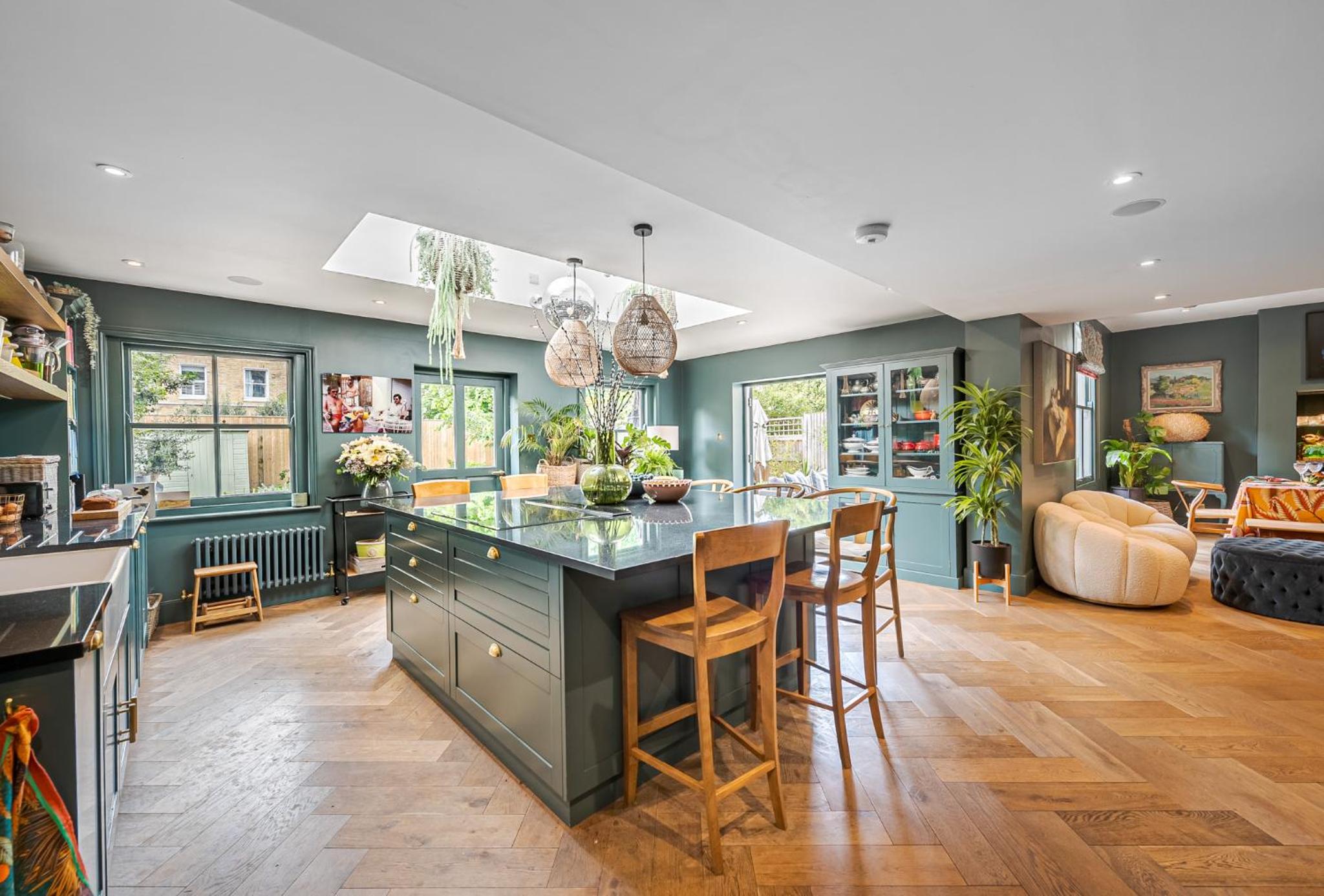Heaver House - stunning, large, 5BR house nr tube and tooting common