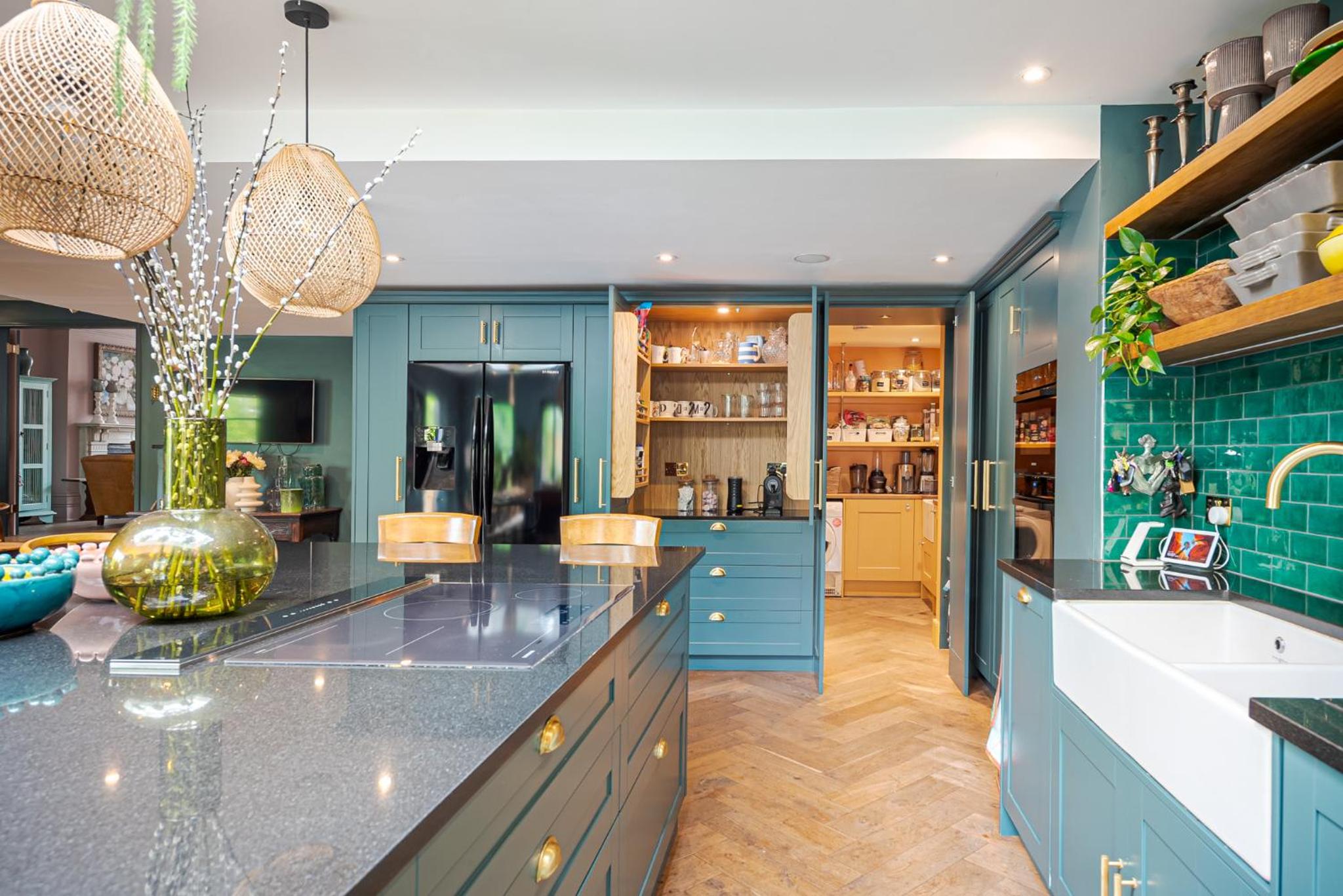 Heaver House - stunning, large, 5BR house nr tube and tooting common