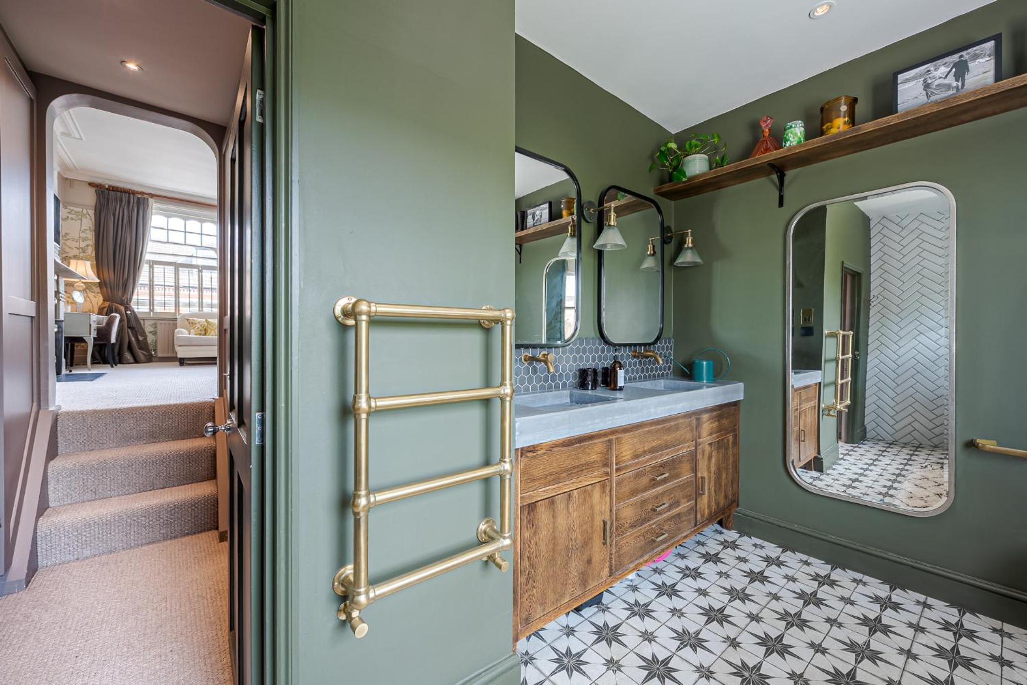 Heaver House - stunning, large, 5BR house nr tube and tooting common