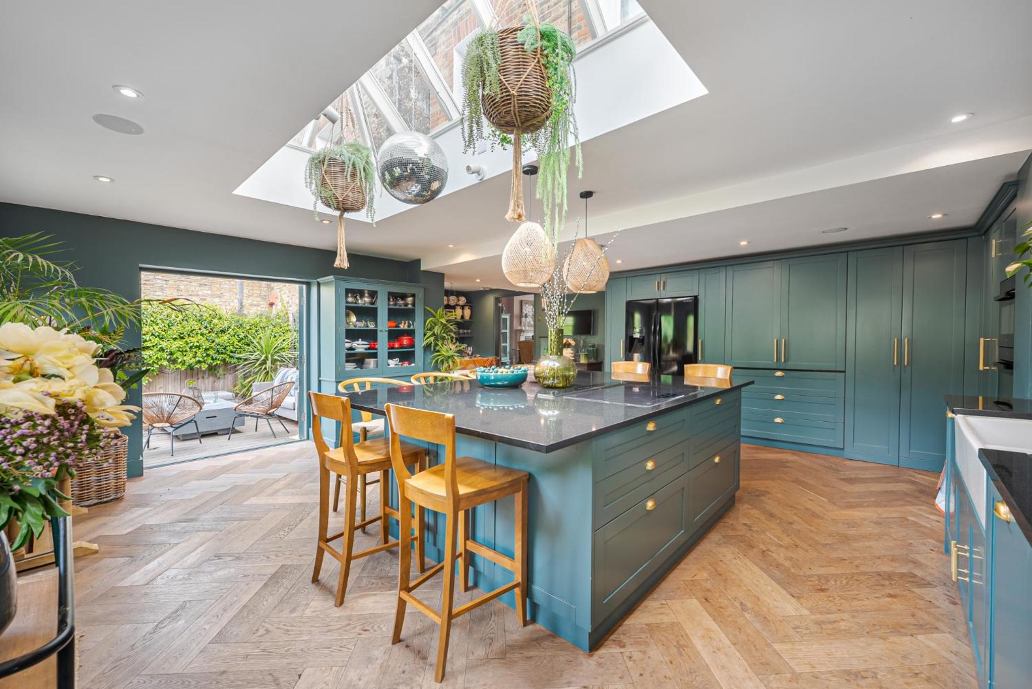 Heaver House - stunning, large, 5BR house nr tube and tooting common
