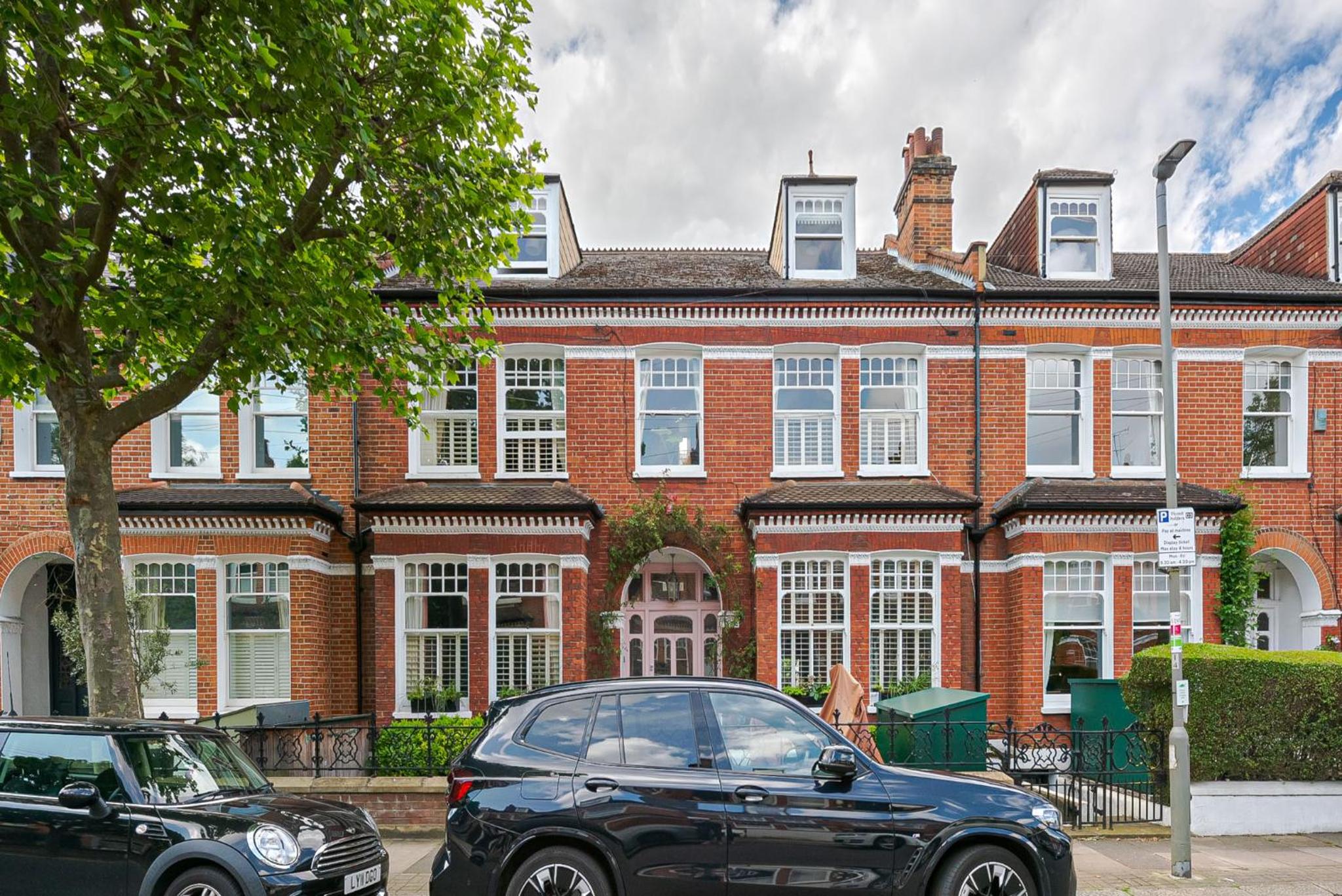 Heaver House - stunning, large, 5BR house nr tube and tooting common