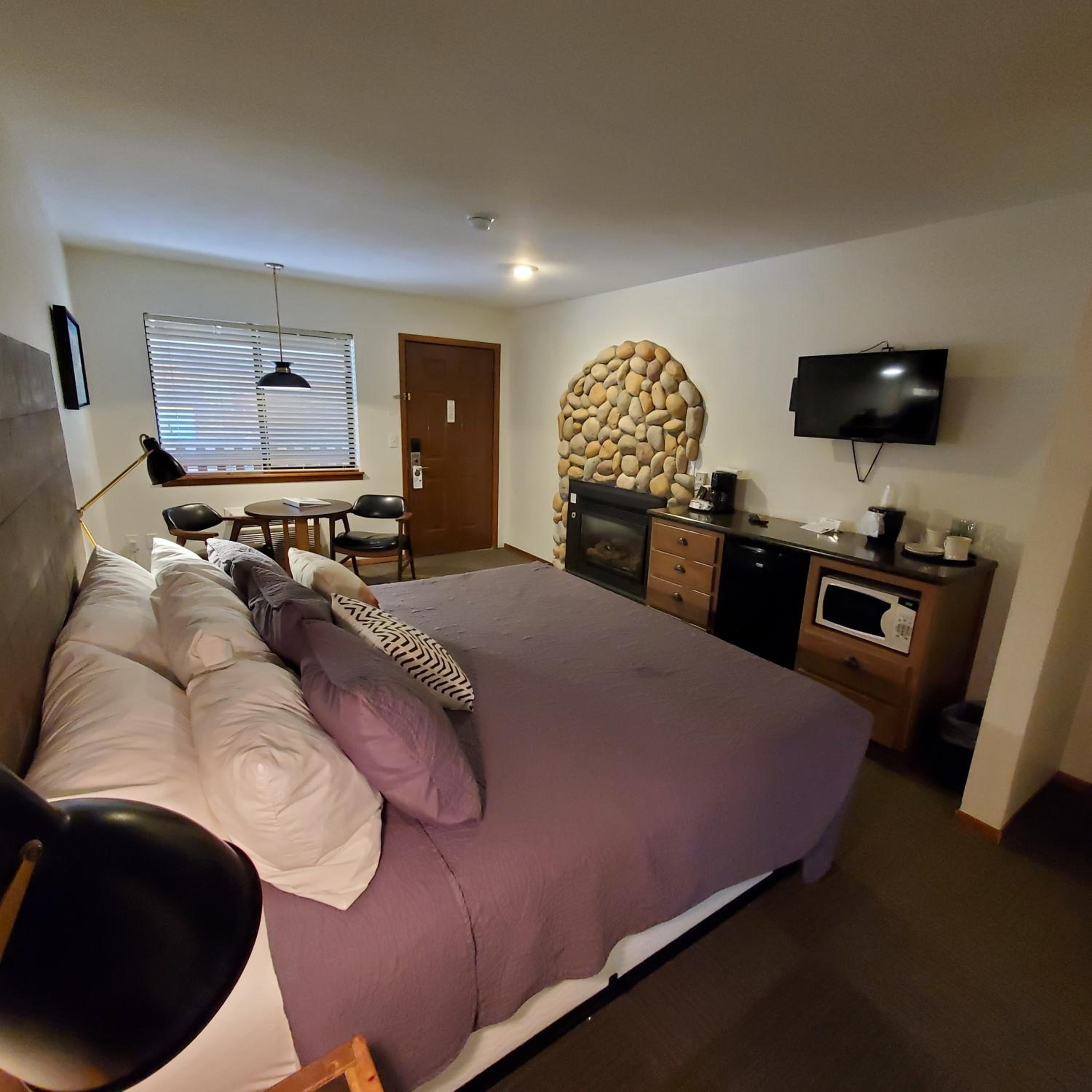 Eagle Cap Chalets