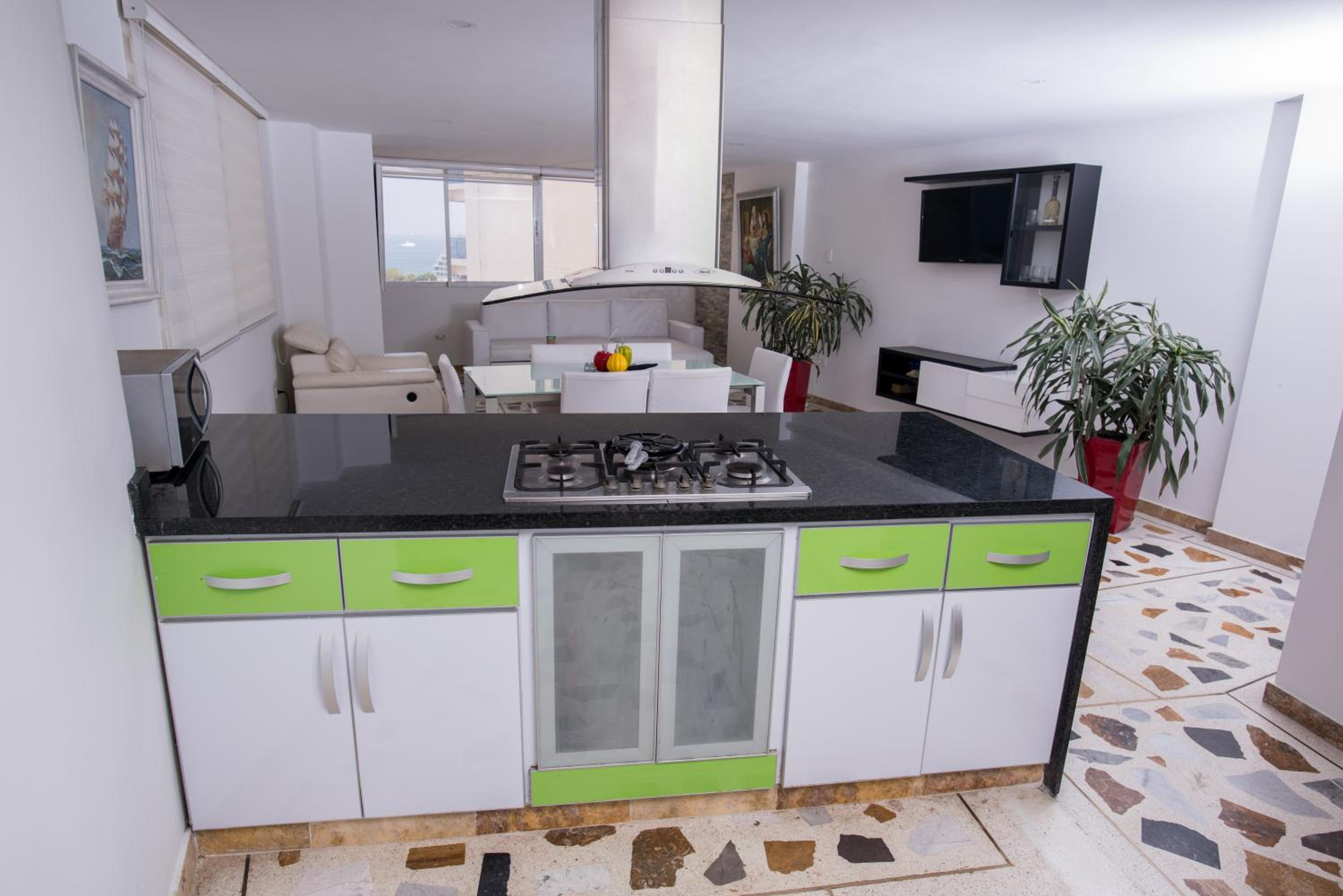 Excelentes Apartamentos Frente Al Mar