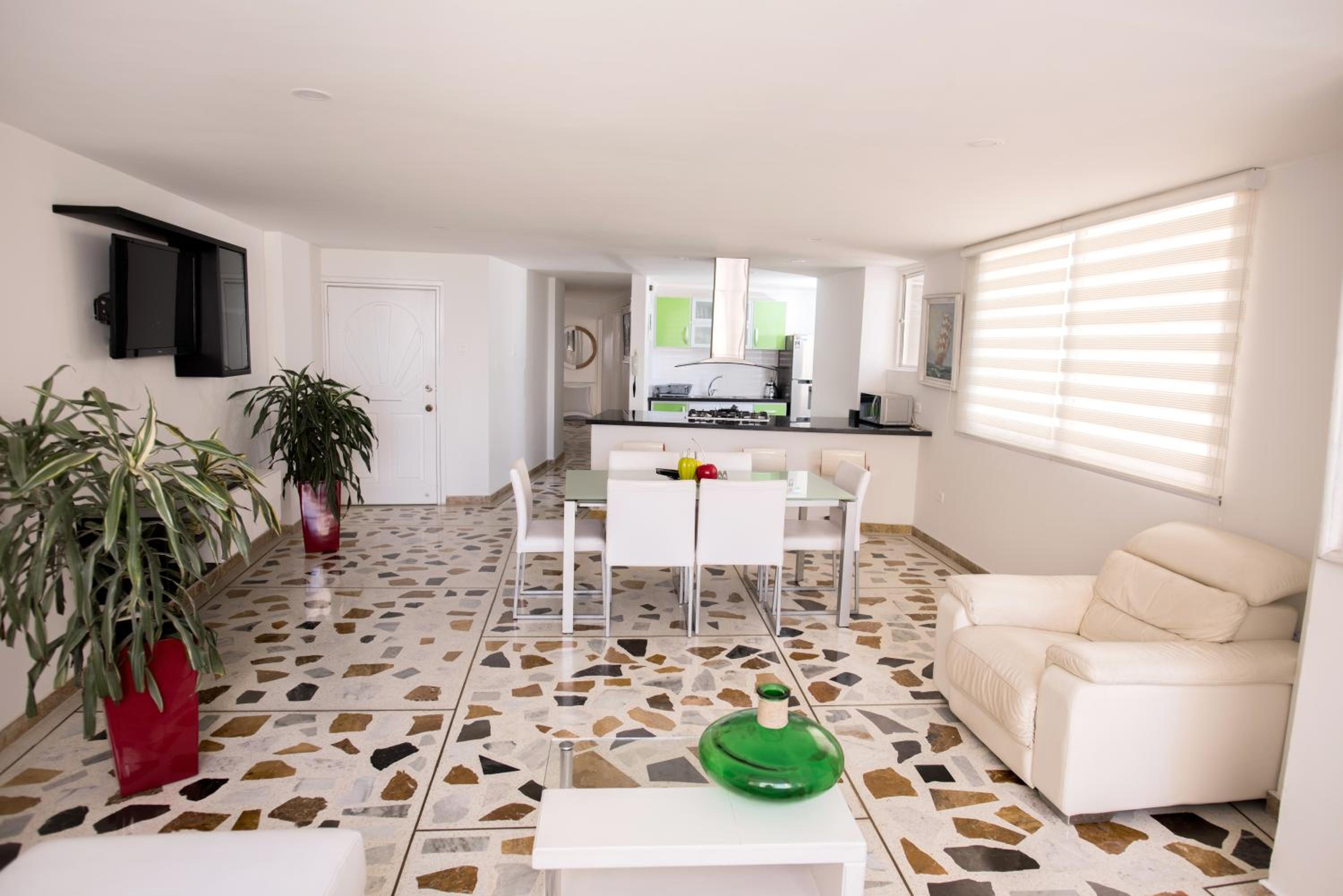 Excelentes Apartamentos Frente Al Mar