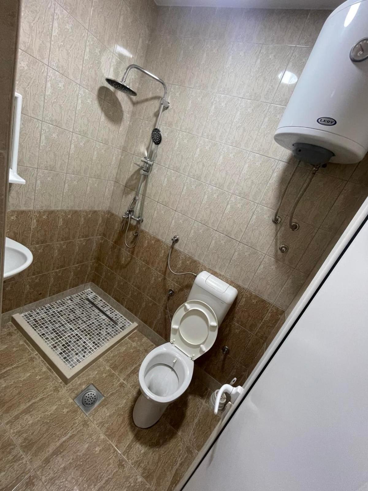 Kodra Apartments