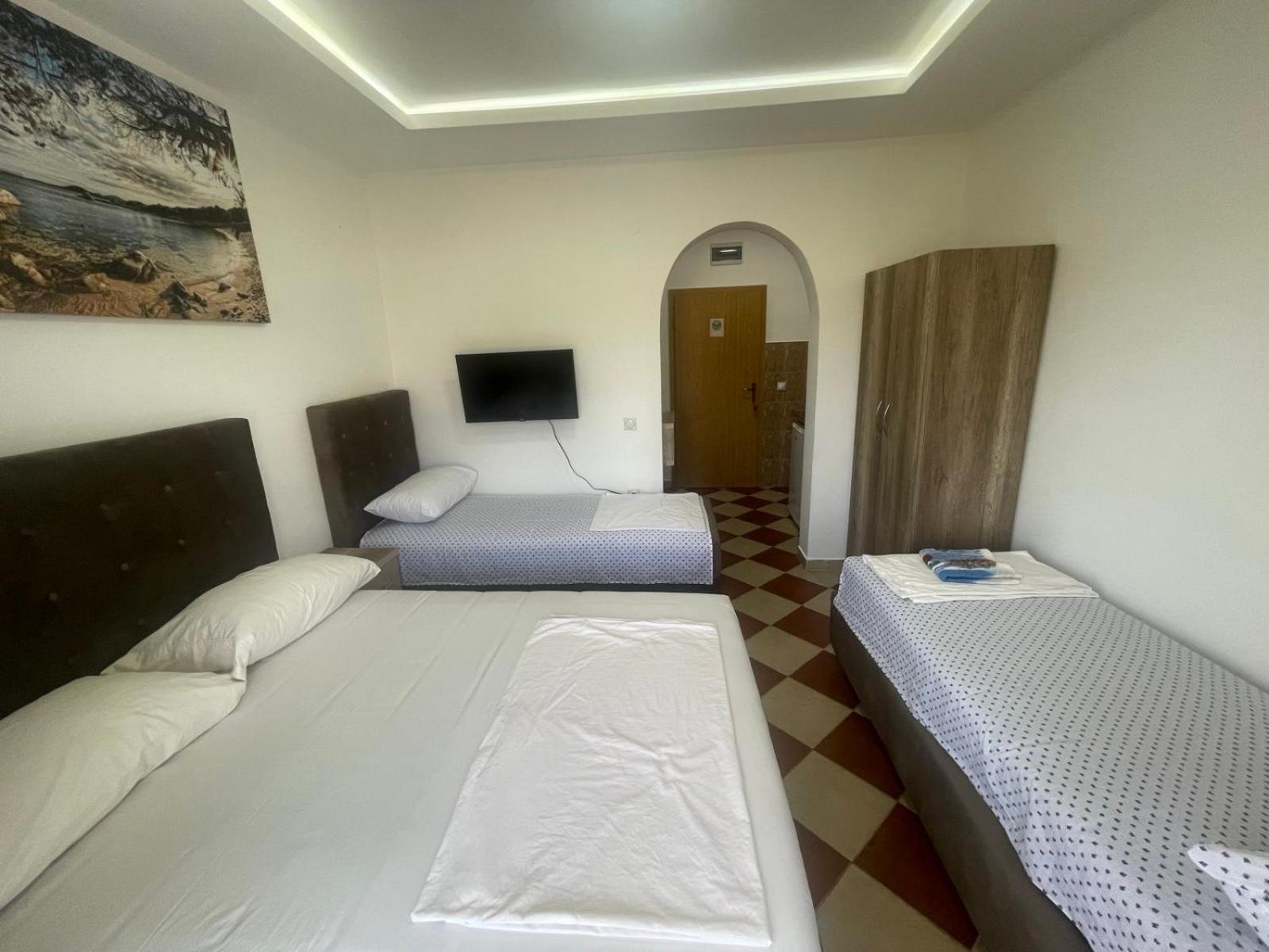 Kodra Apartments