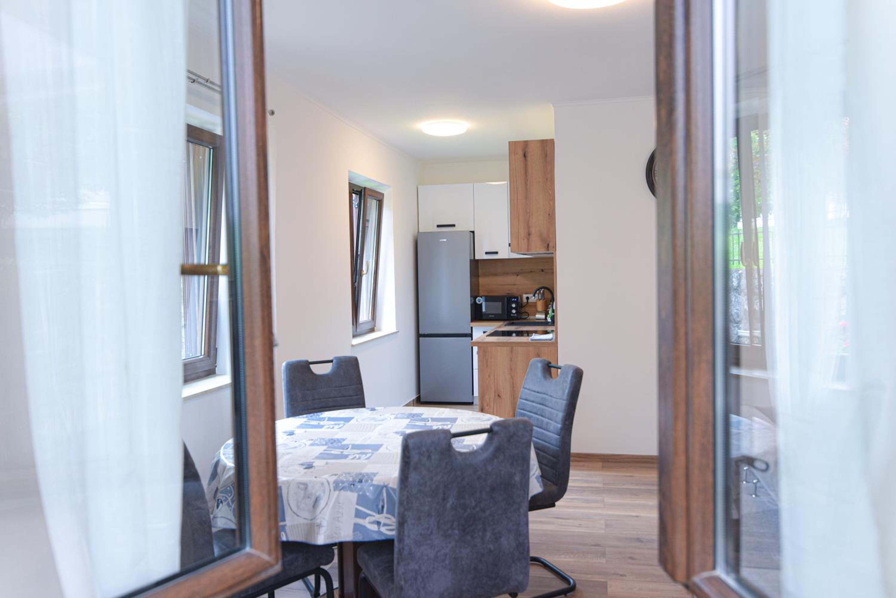 Apartman DaNi view 5