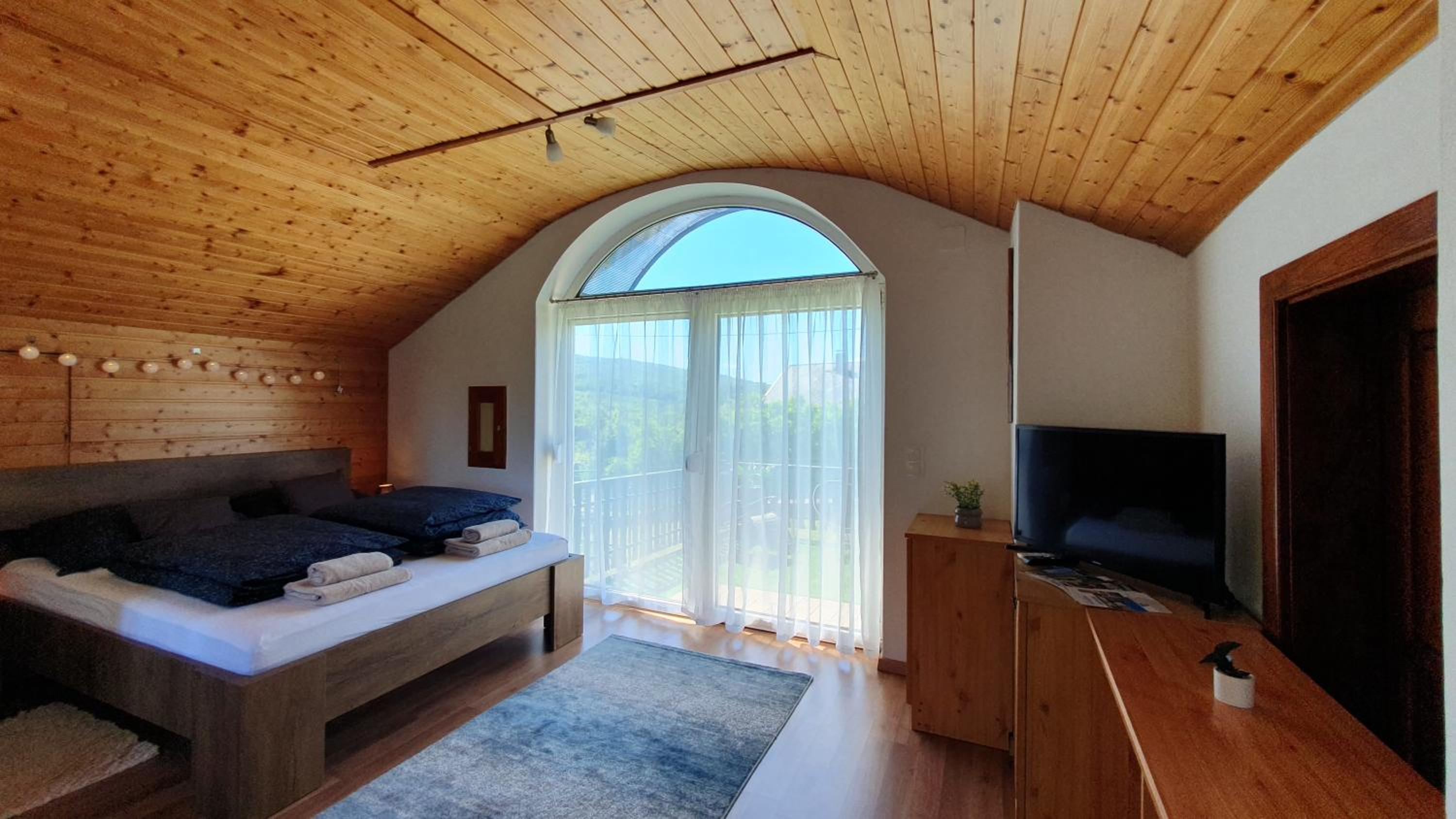 Sziklaszirt - Wellness Vendégház