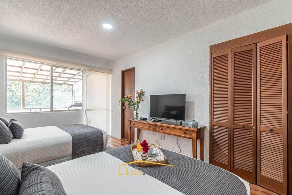 hotel room