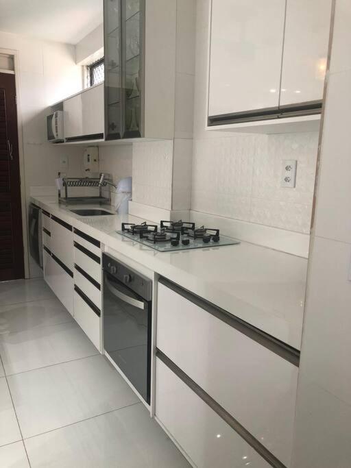 Lindo apto de 3 quartos