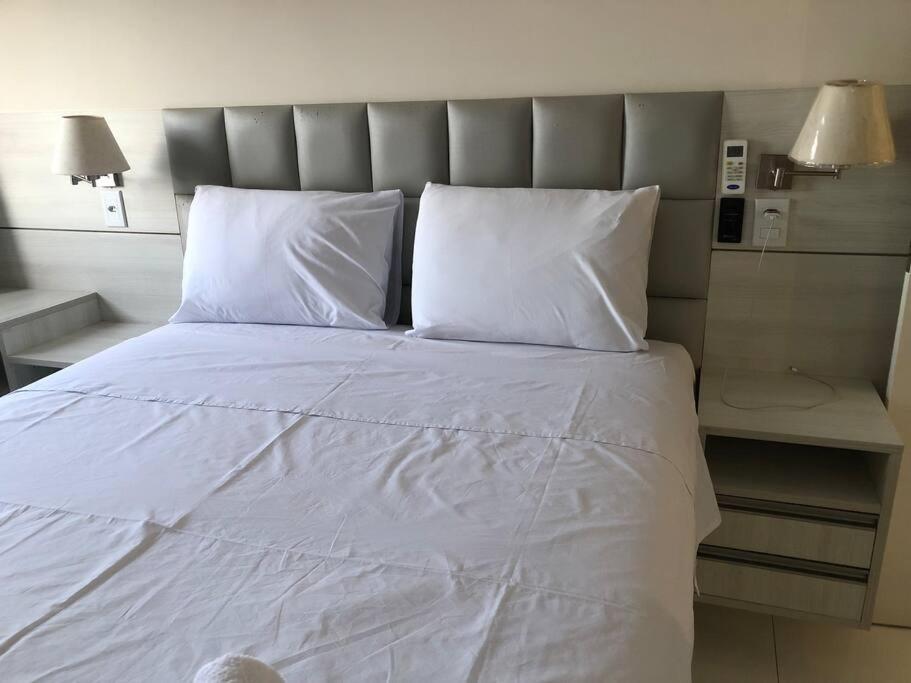 Lindo apto de 3 quartos