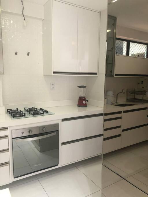 Lindo apto de 3 quartos