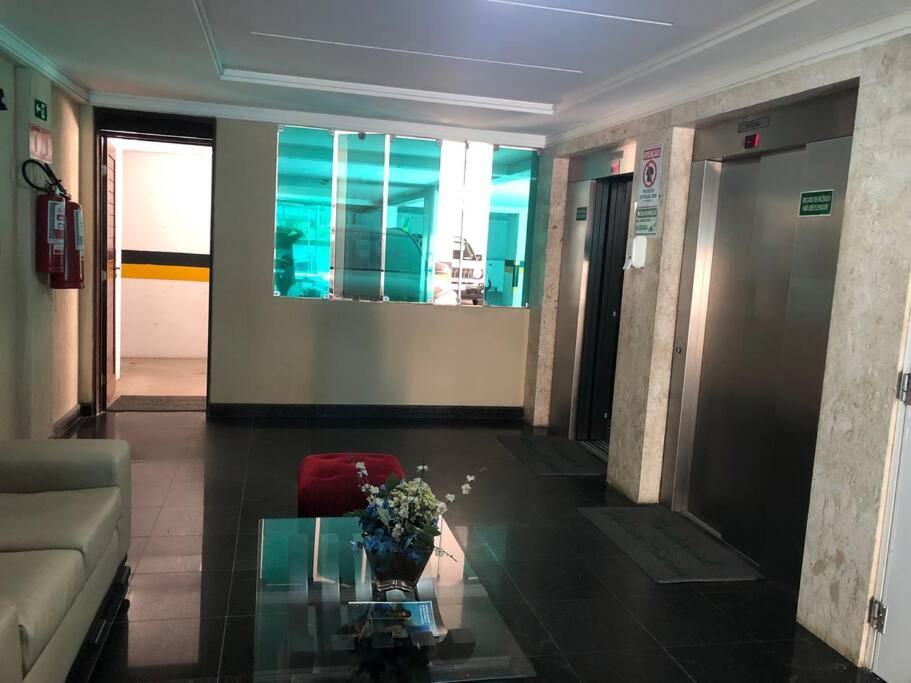 Lindo apto de 3 quartos