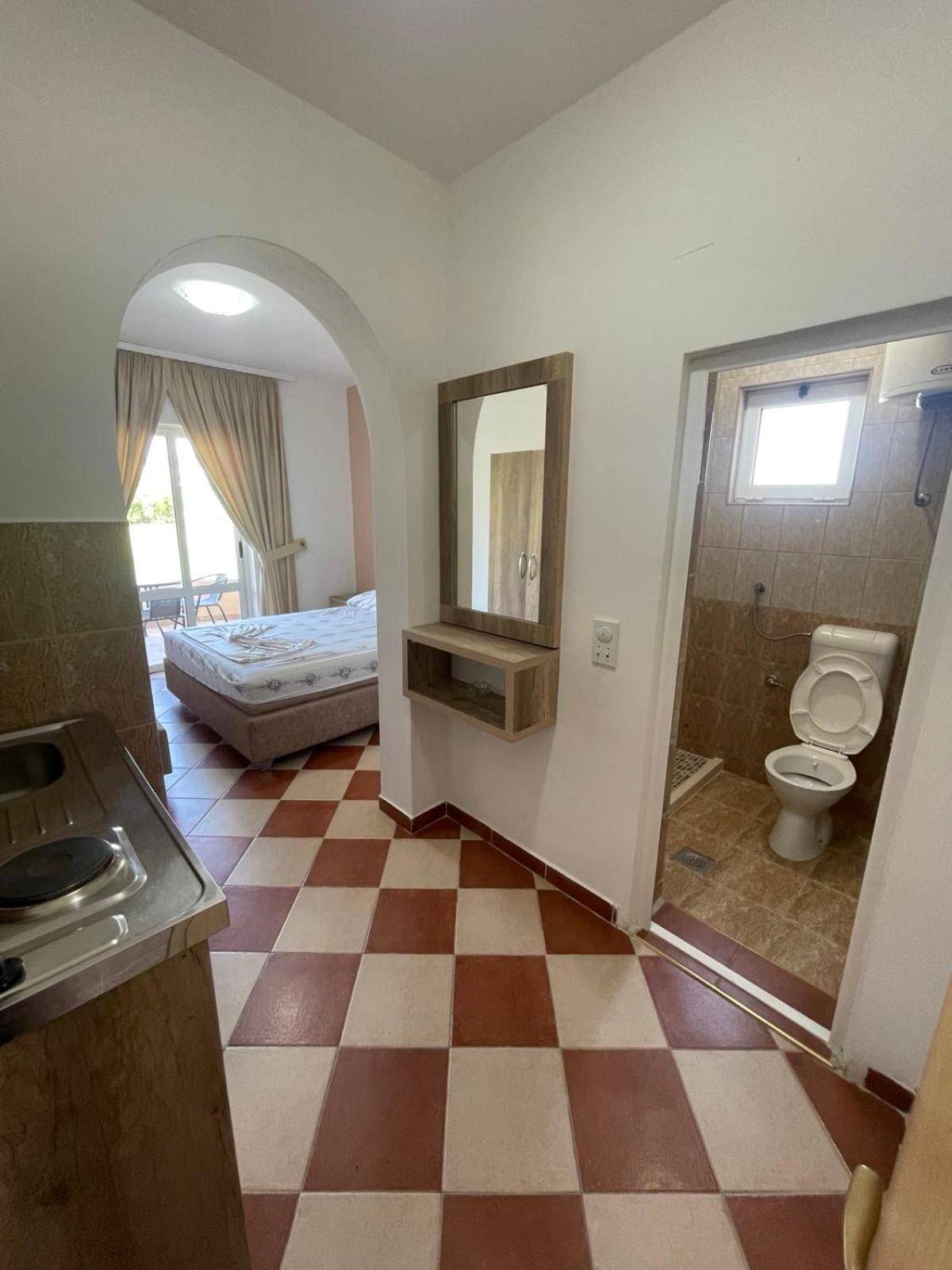 Kodra Apartments