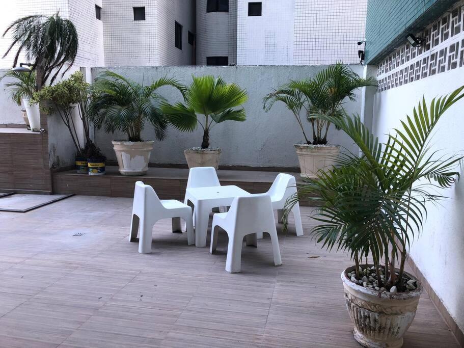 Lindo apto de 3 quartos