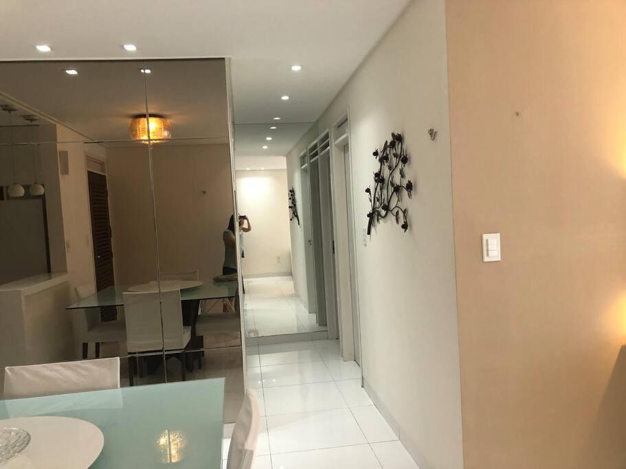 Lindo apto de 3 quartos